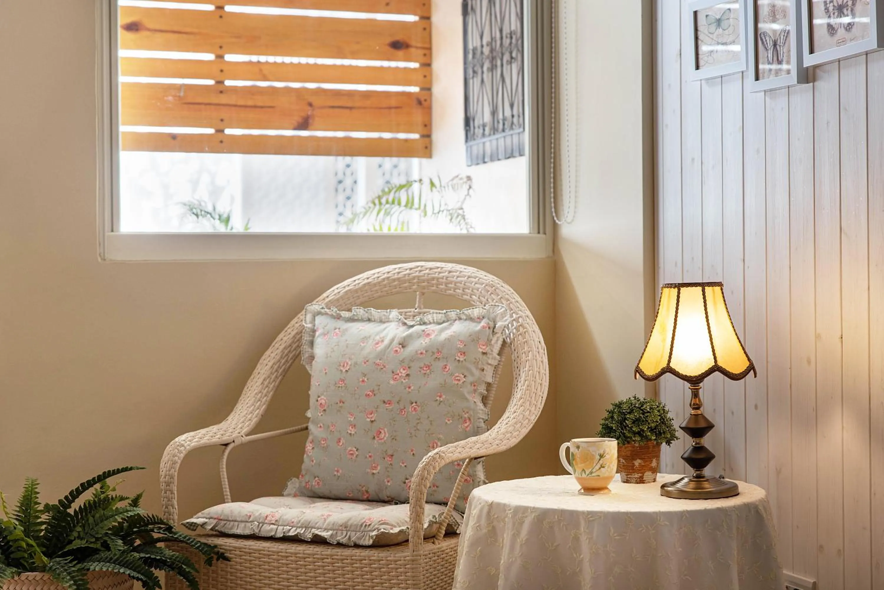 Seating area in Good day