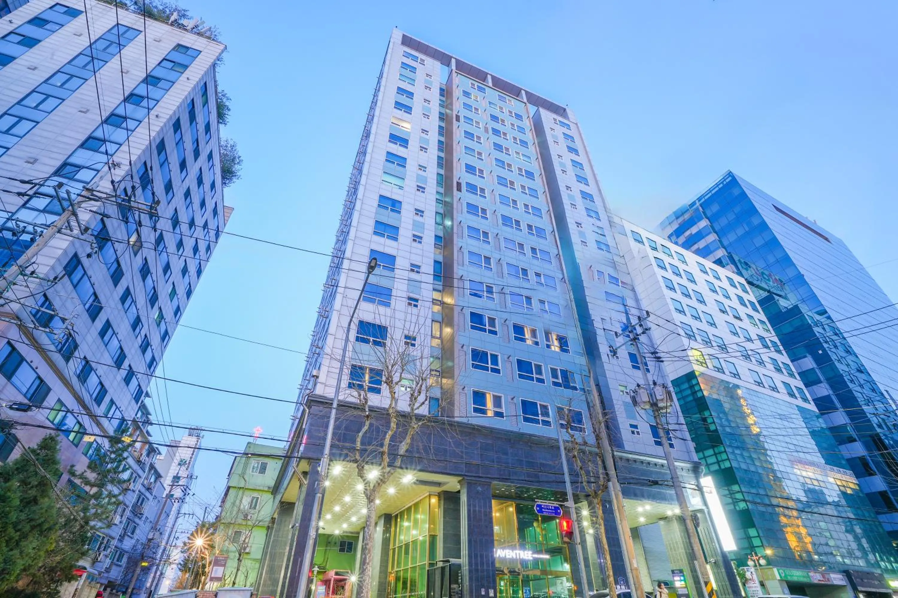 Property building in Hotel Aventree Yeouido