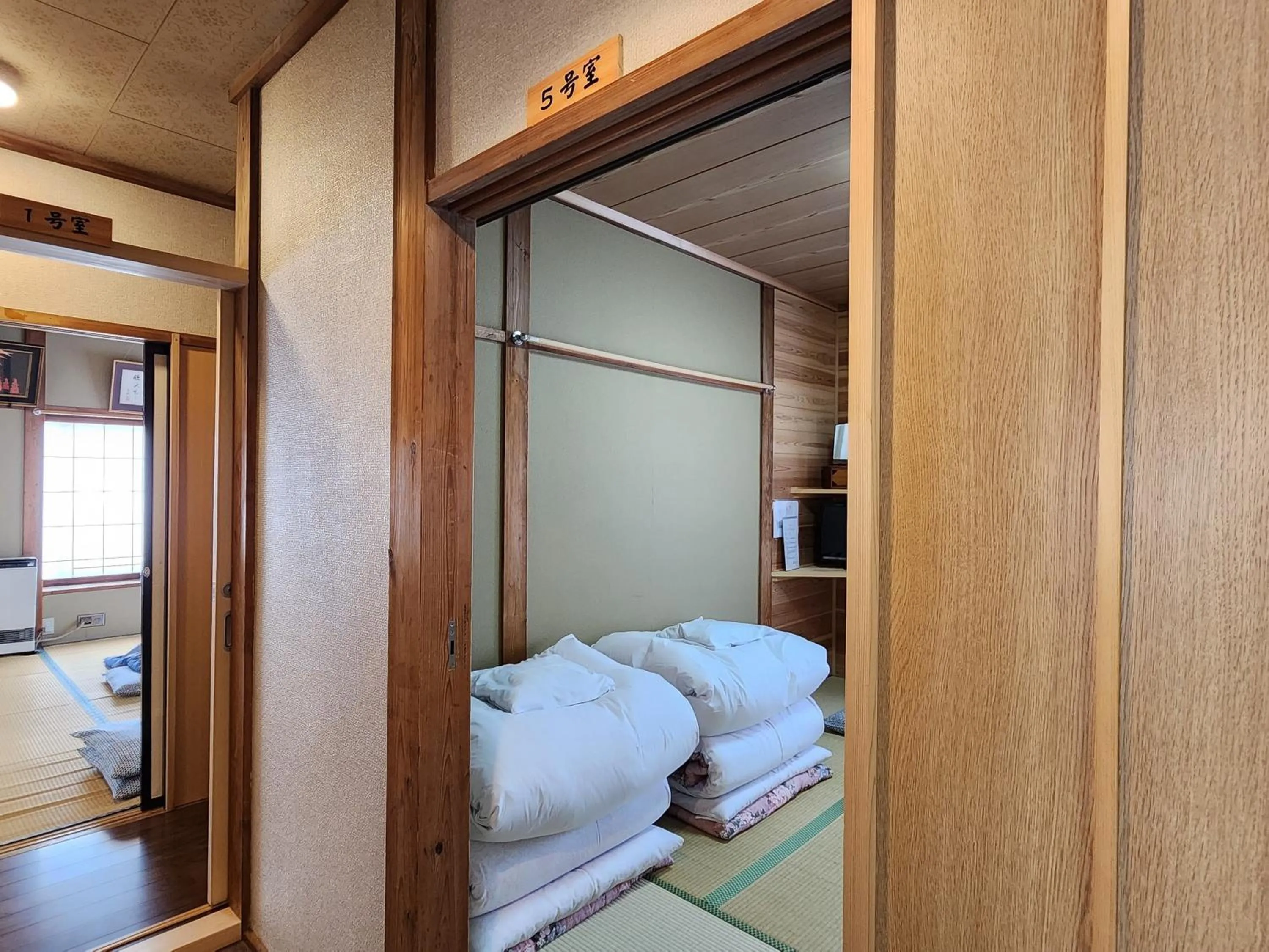 Photo of the whole room, Bed in Minshuku Kojima