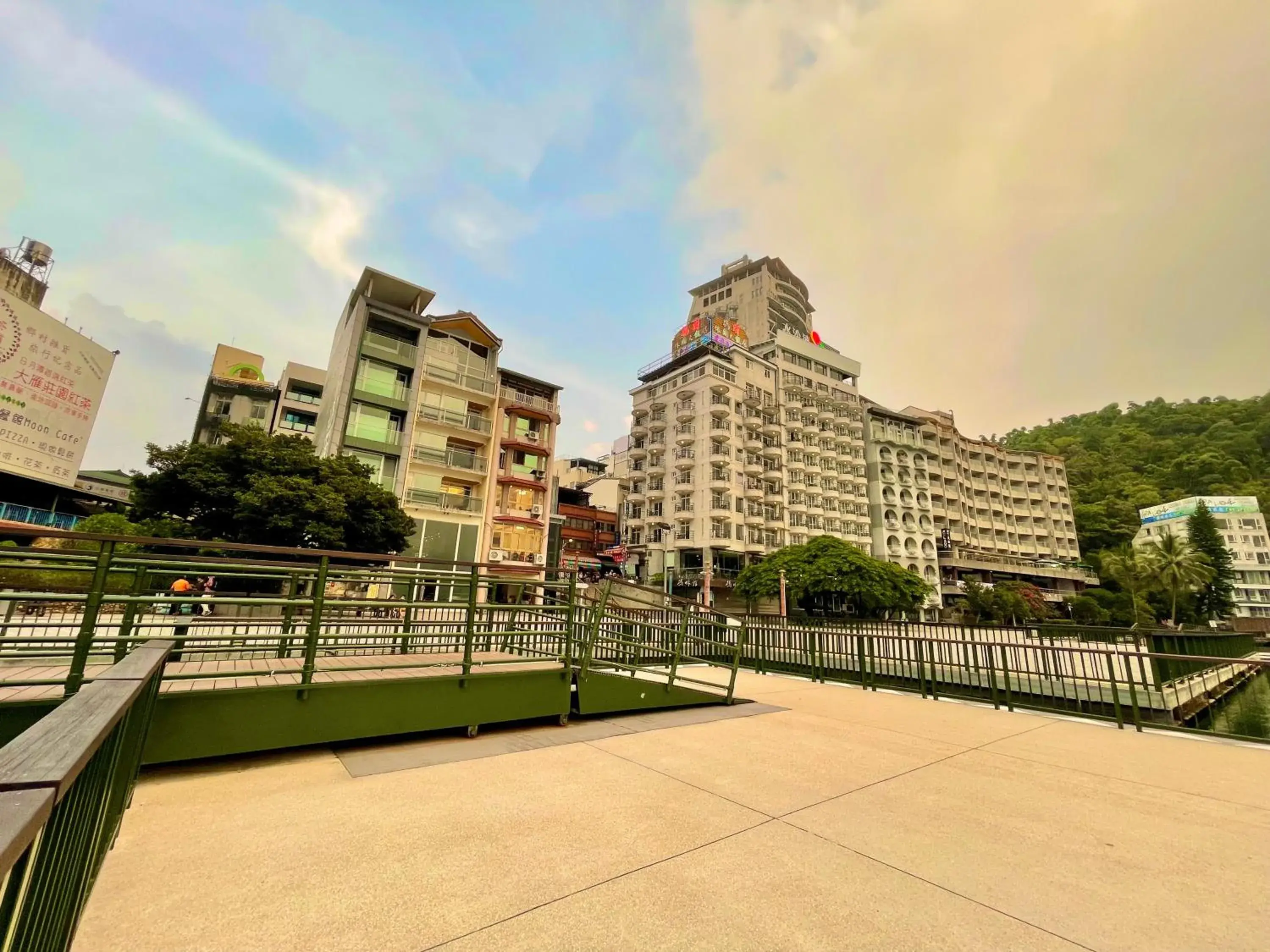 Property building in Ming Hu B&B Property building in Ming Hu B&B