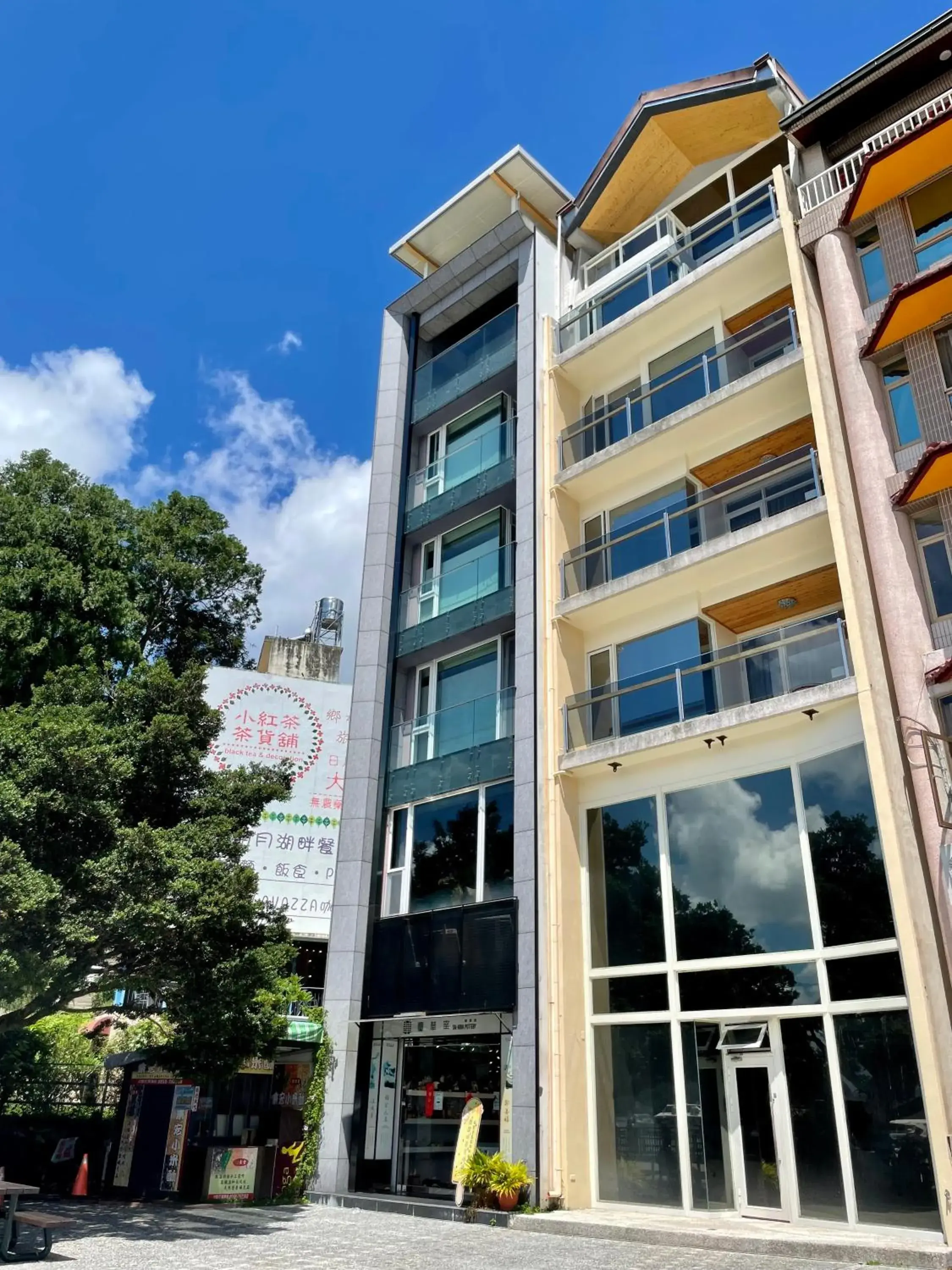 Property building in Ming Hu B&B Property building in Ming Hu B&B