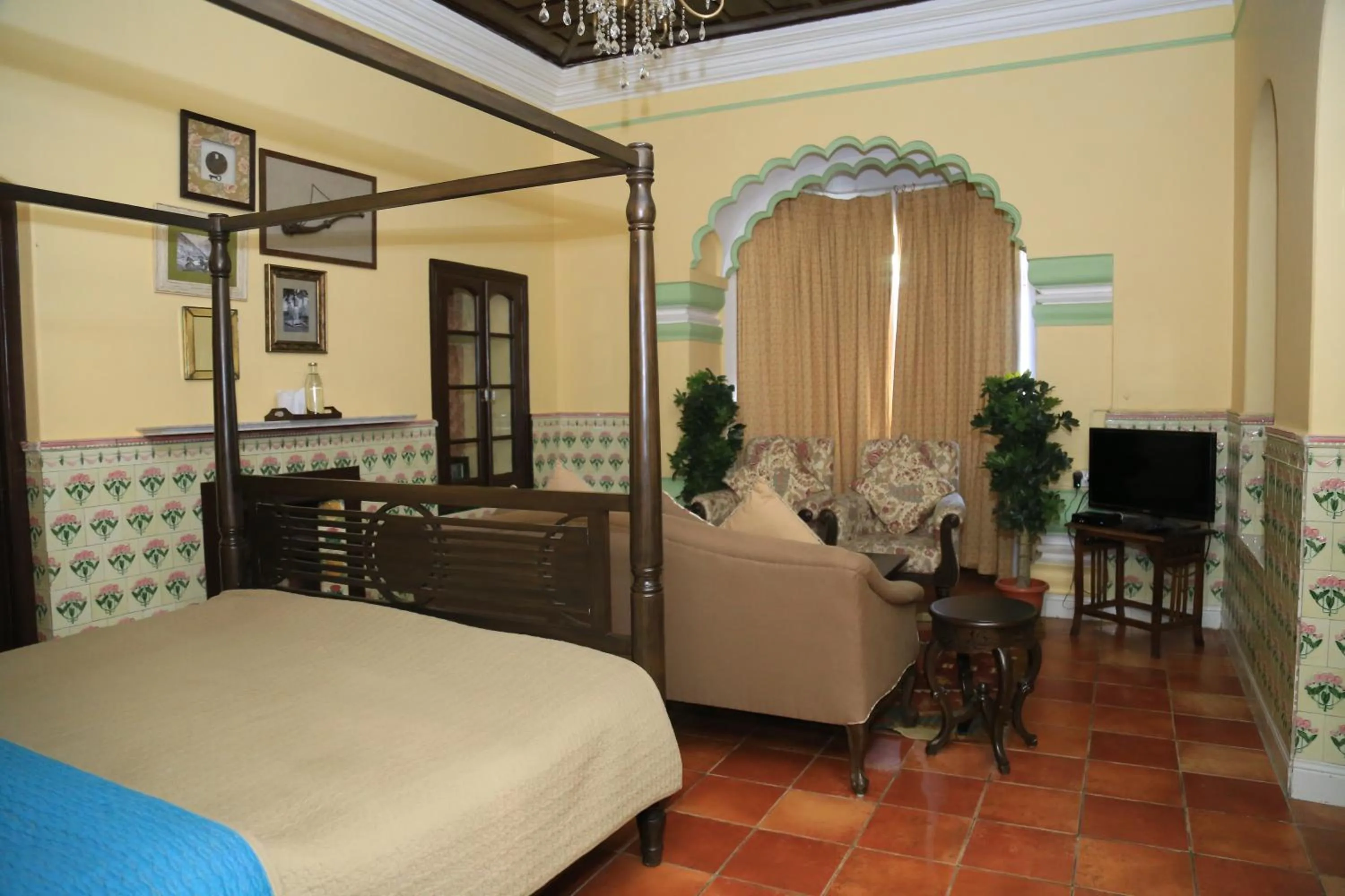 Photo of the whole room, Bed in Raghu Vilas