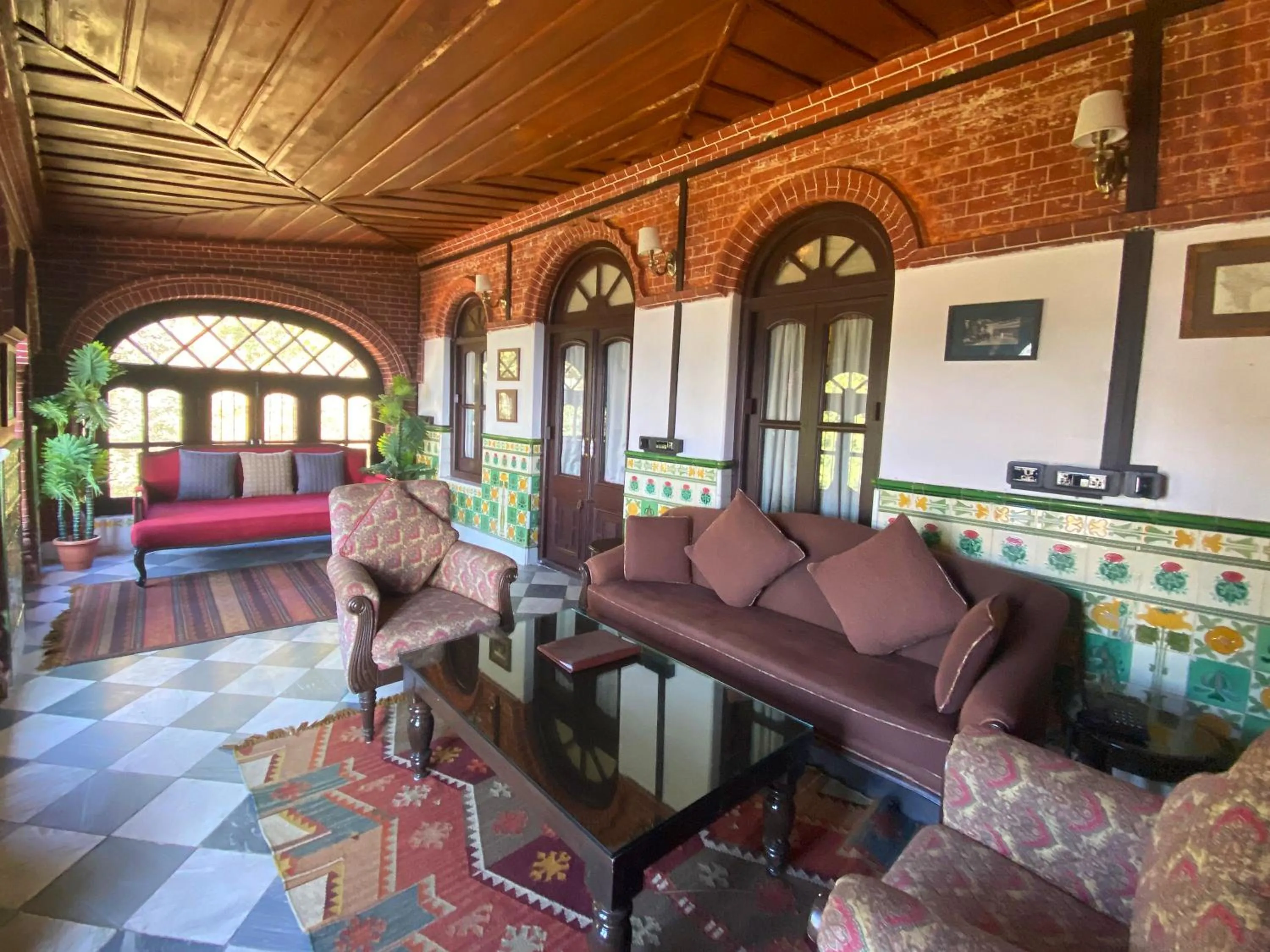 Living room in Raghu Vilas