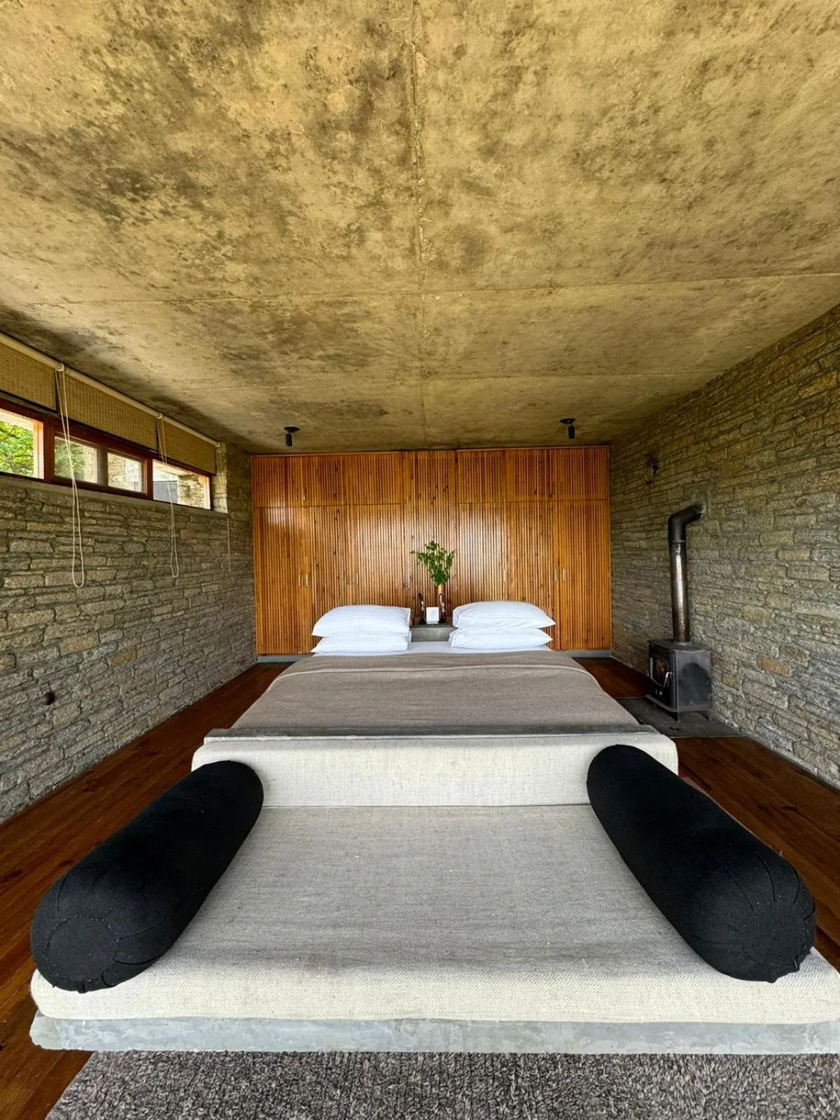 Bedroom in The Kumaon