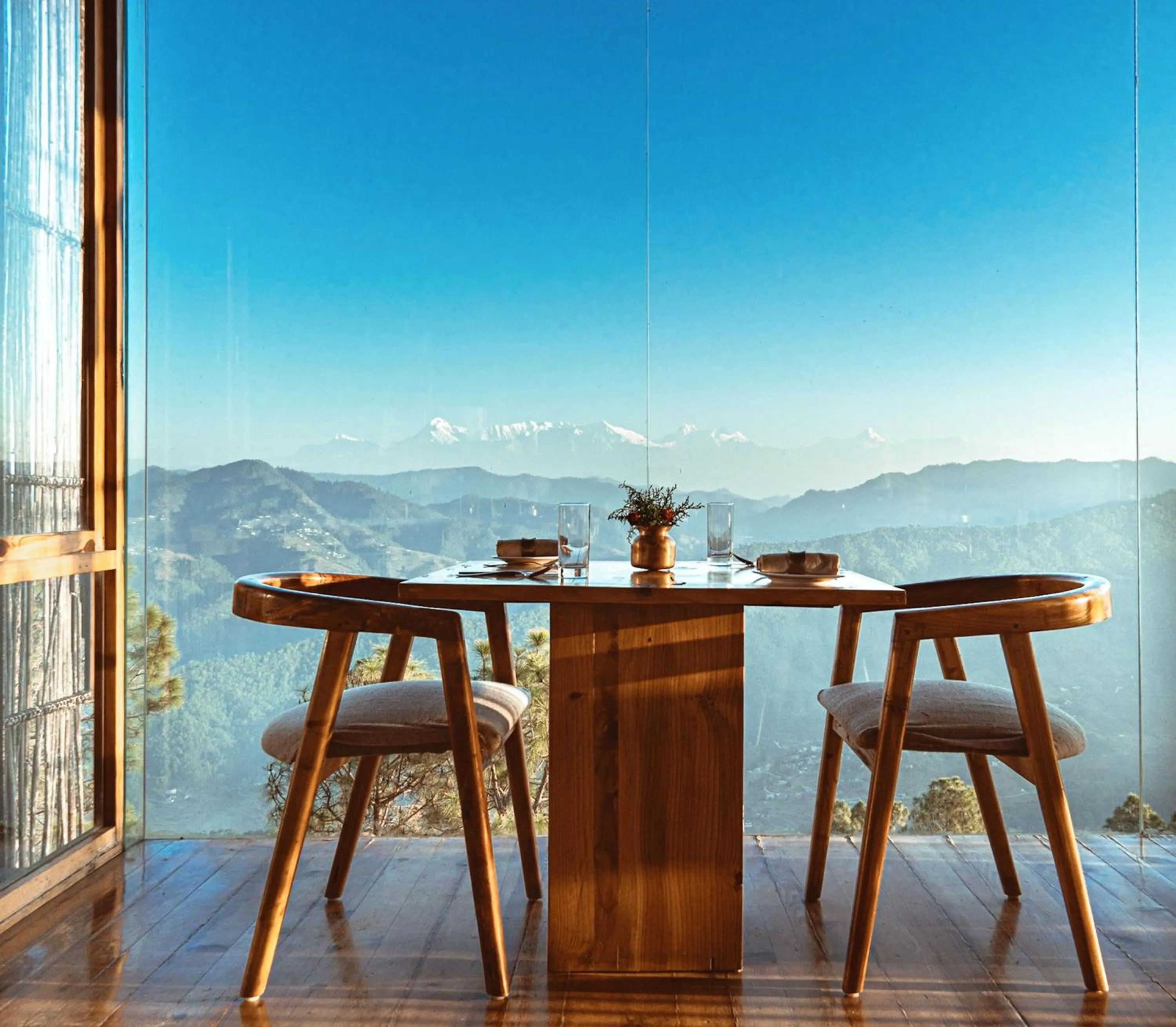 Restaurant/places to eat in The Kumaon