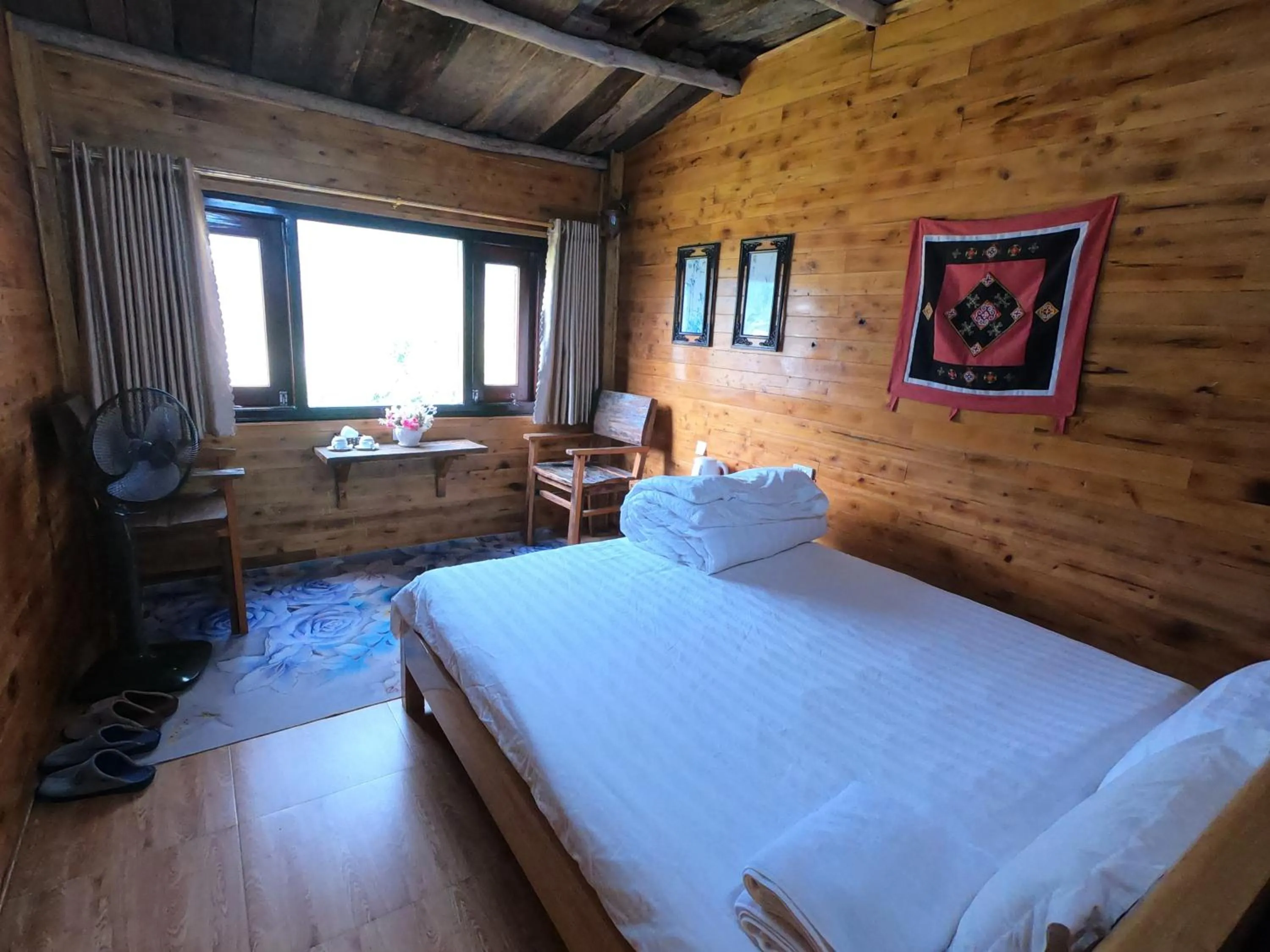 Bedroom, Bed in Amica House