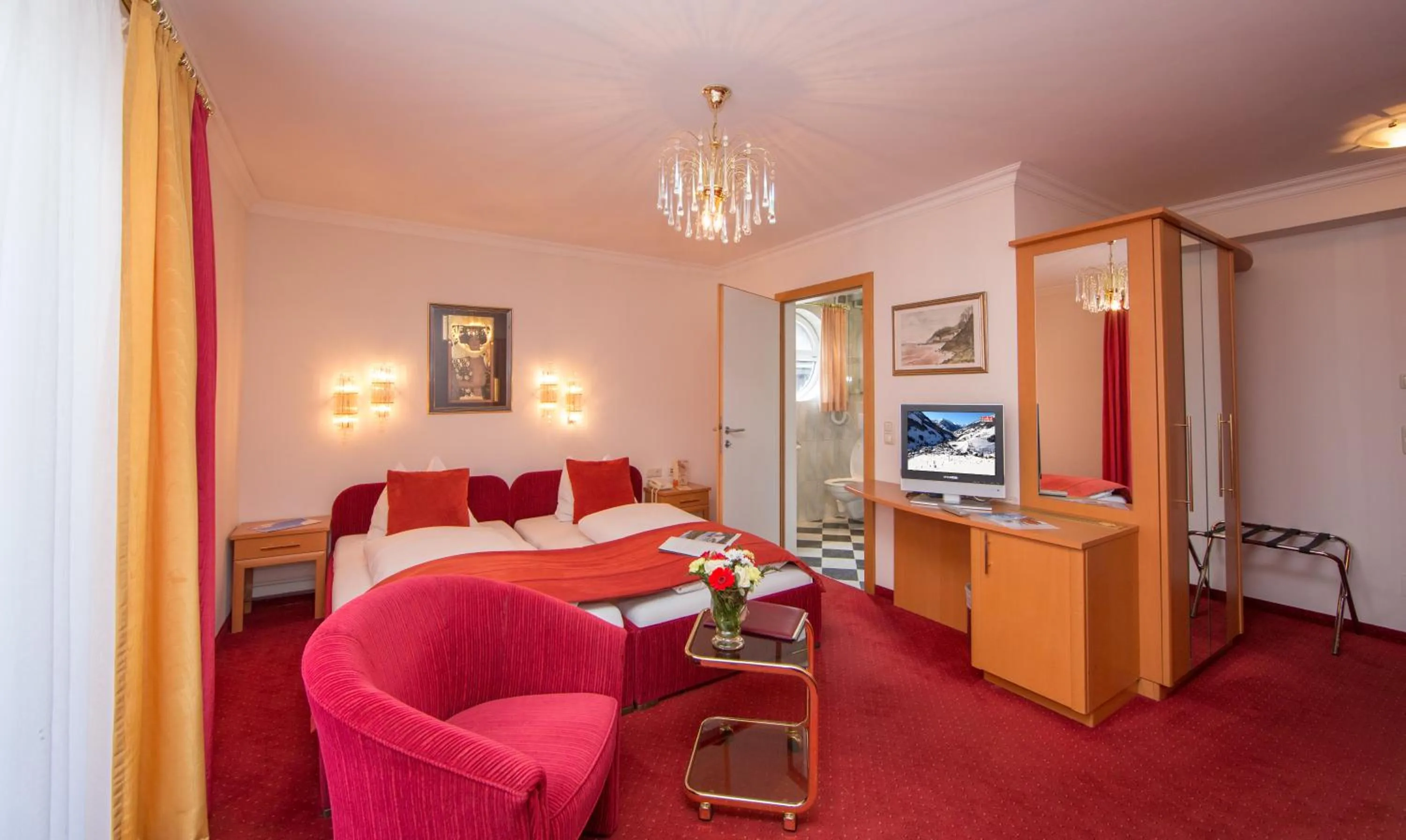 Photo of the whole room in Berger's Sporthotel