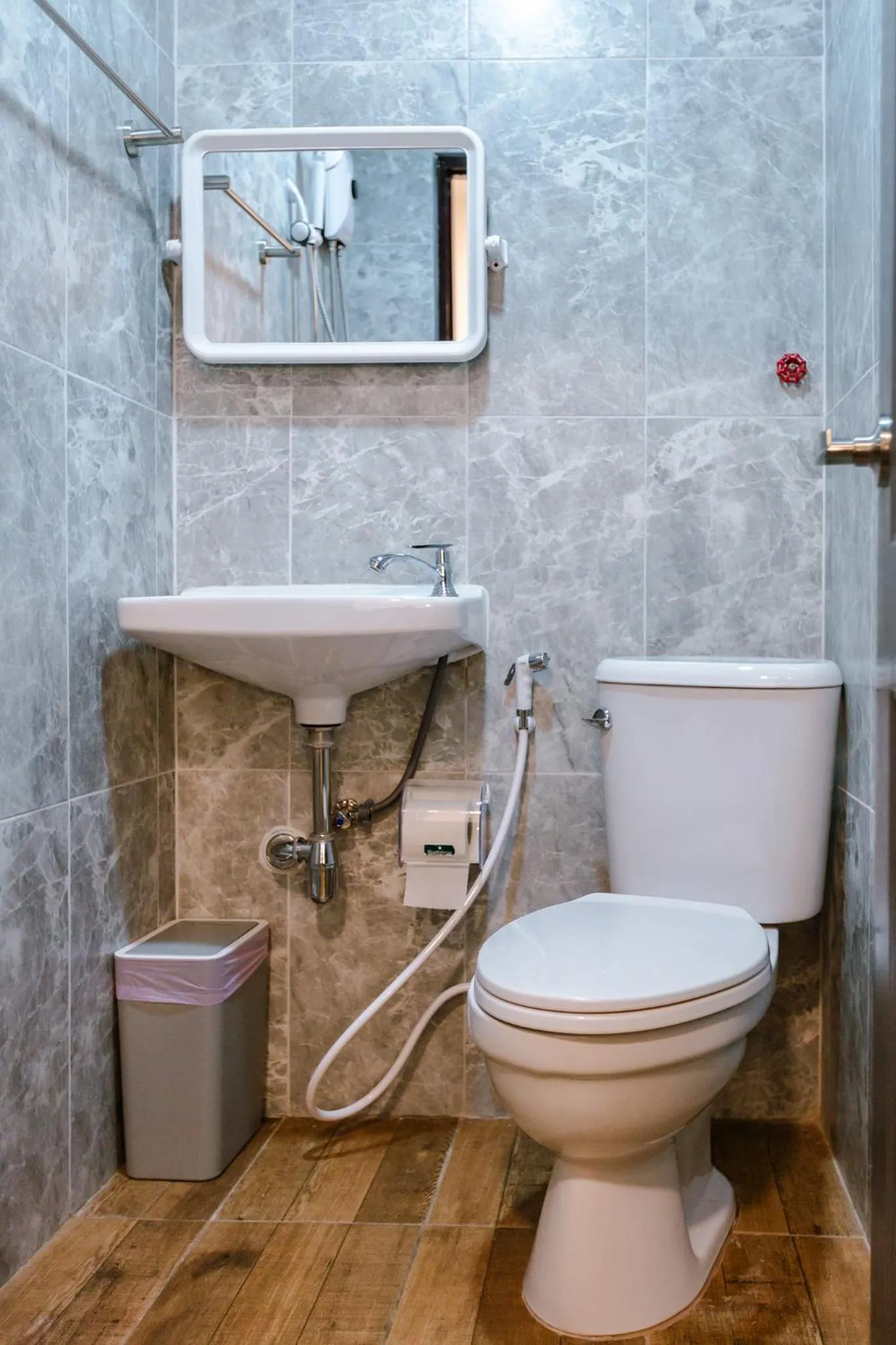 Toilet in Diff Hostel