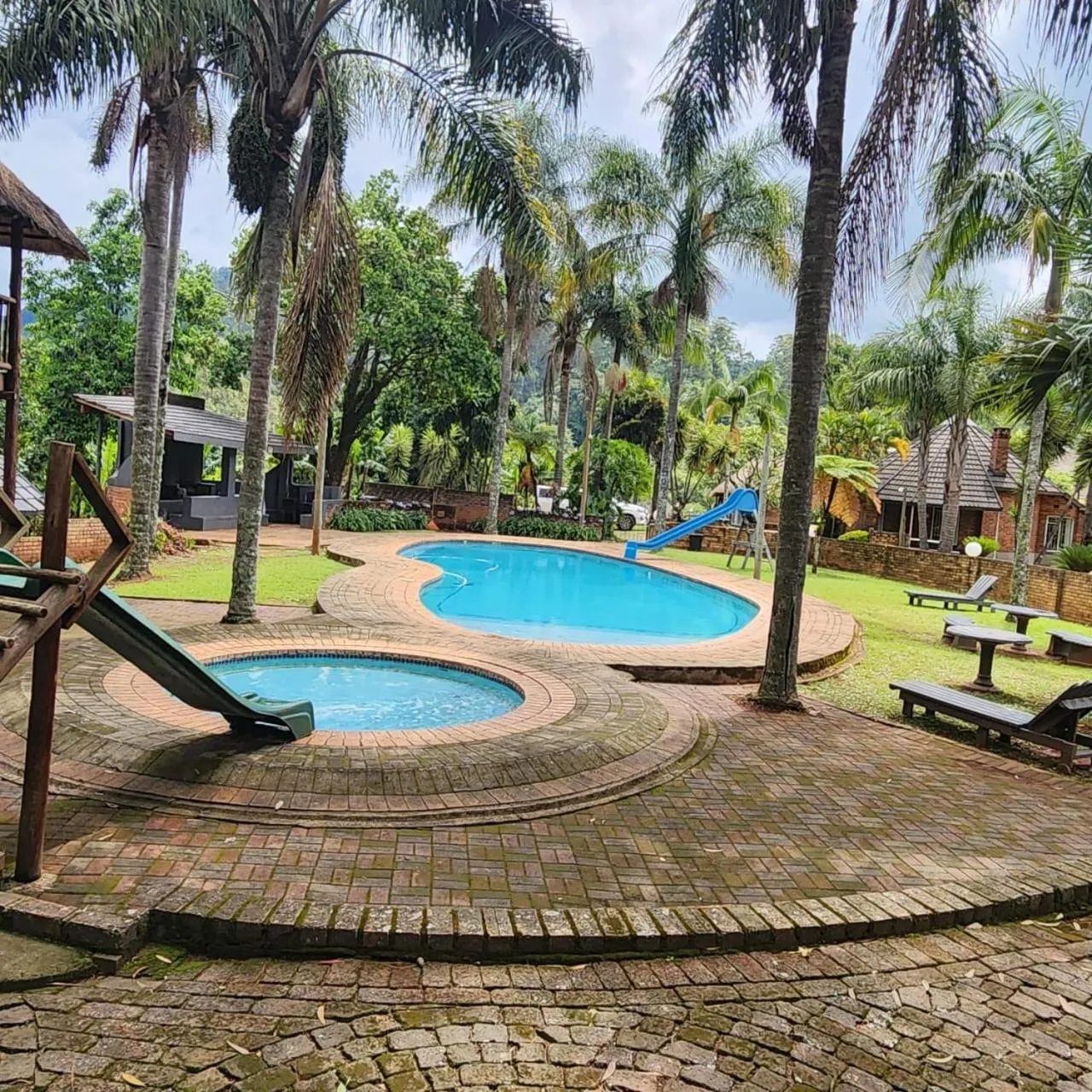 Swimming pool in Magoebaskloof Mountain Lodge