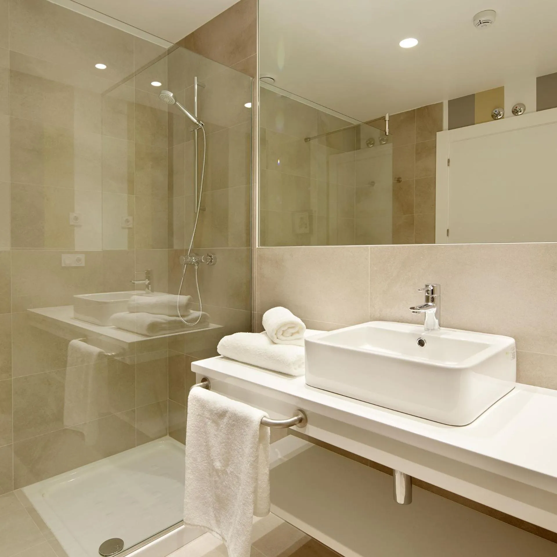 Bathroom in Hotel Flysch