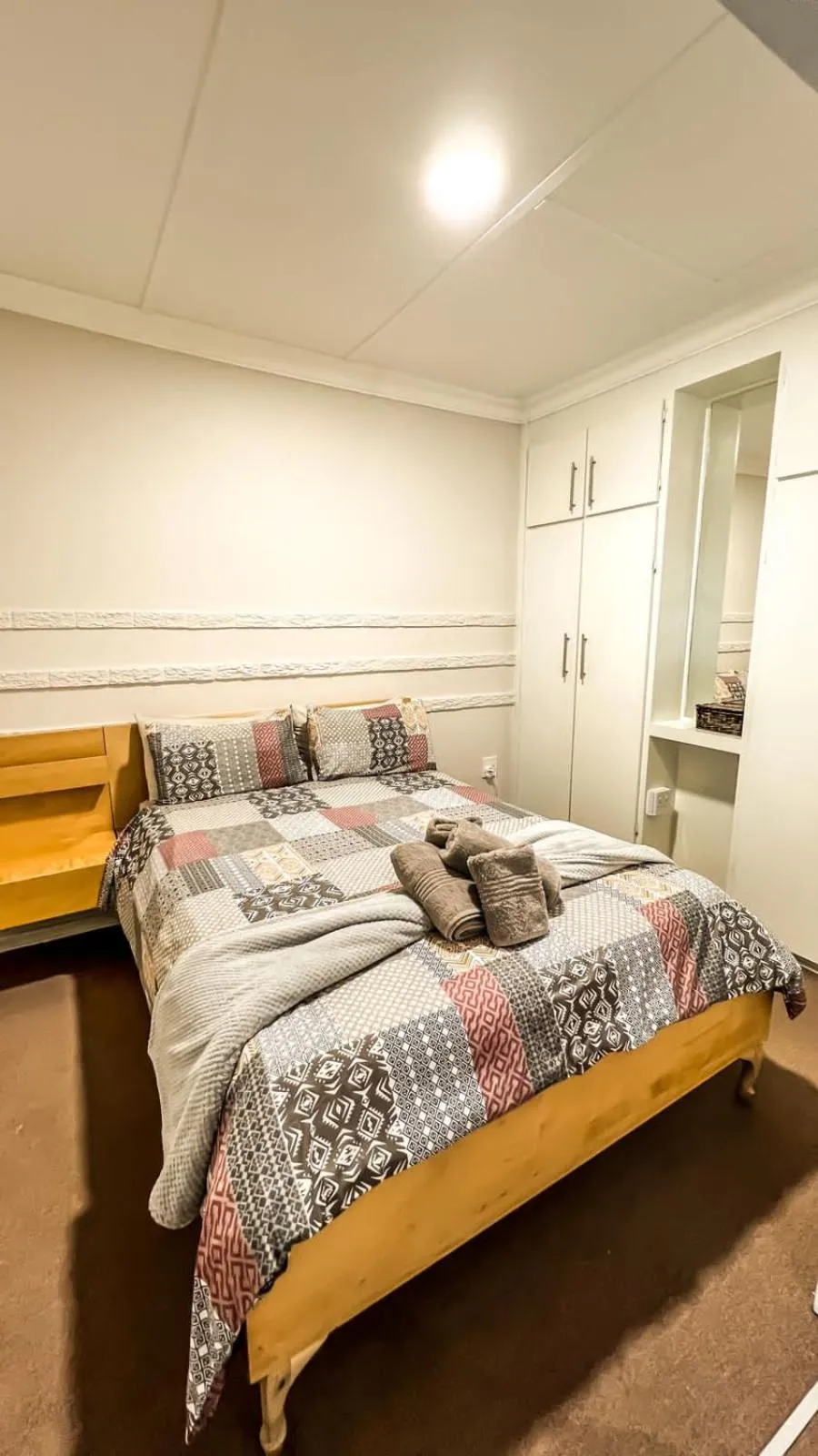 Bed in Ladybrand Heritage House