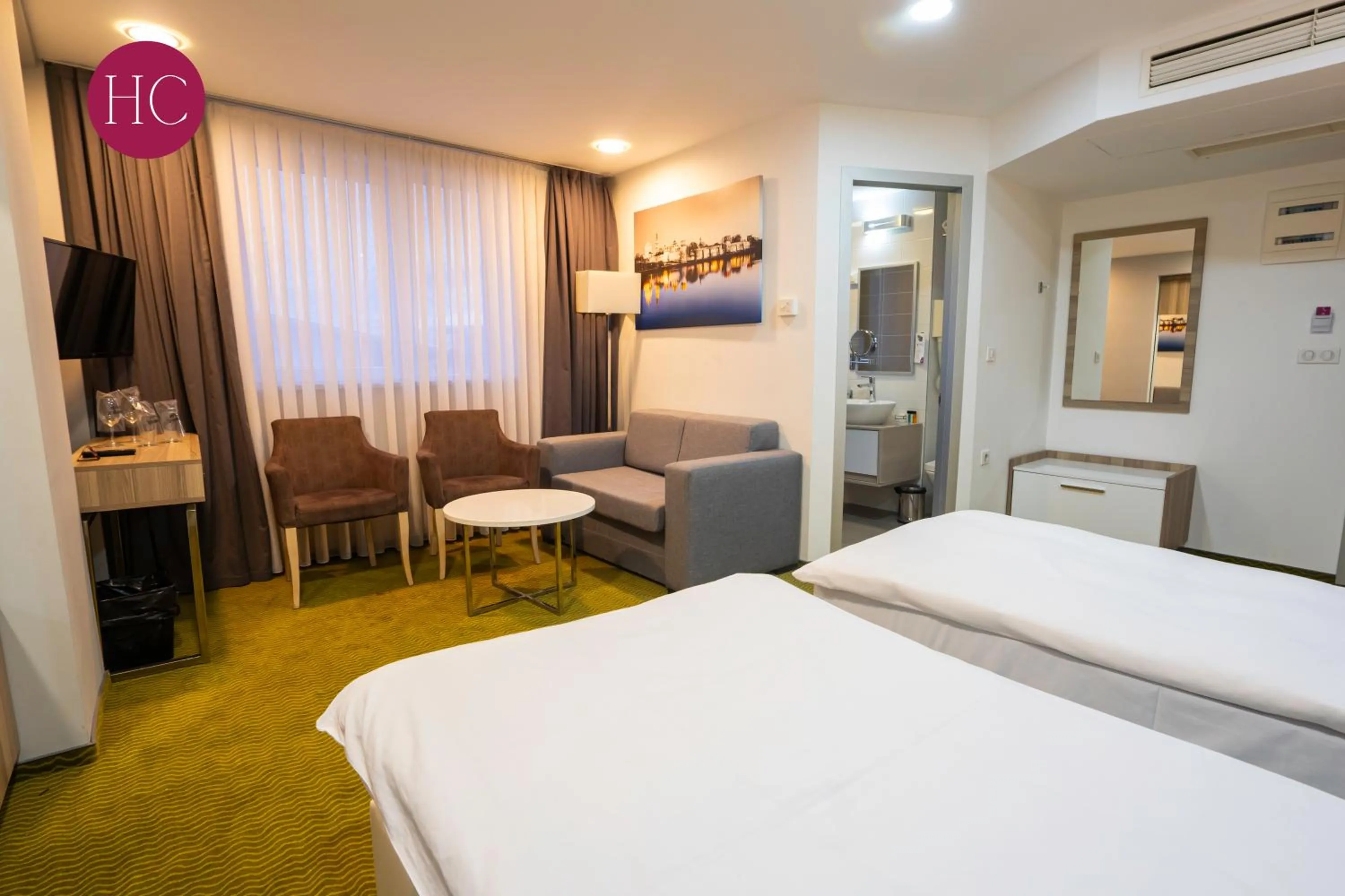 Bed in Central Hotel, Fitness and Spa