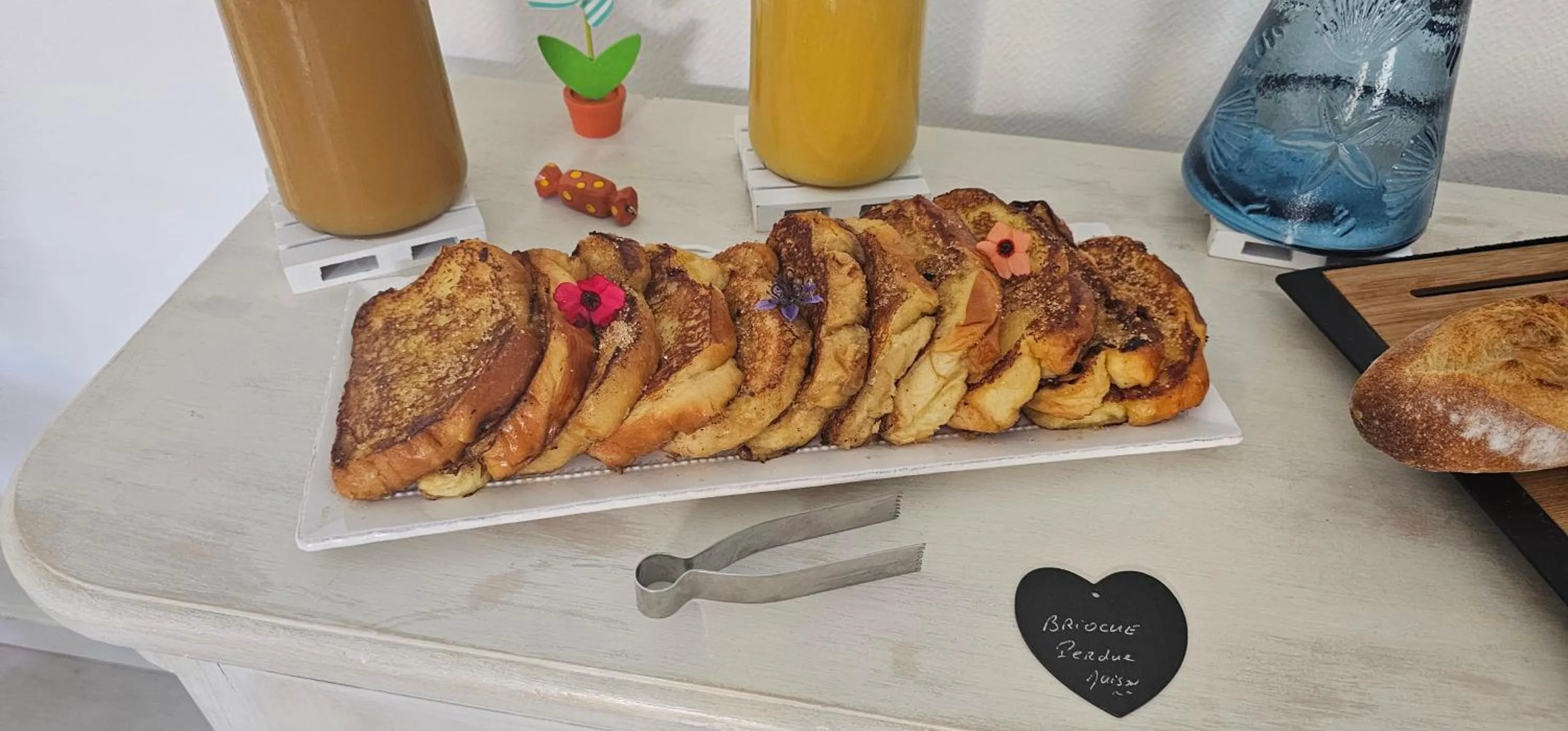 Food and drinks in La Maison de Vénus