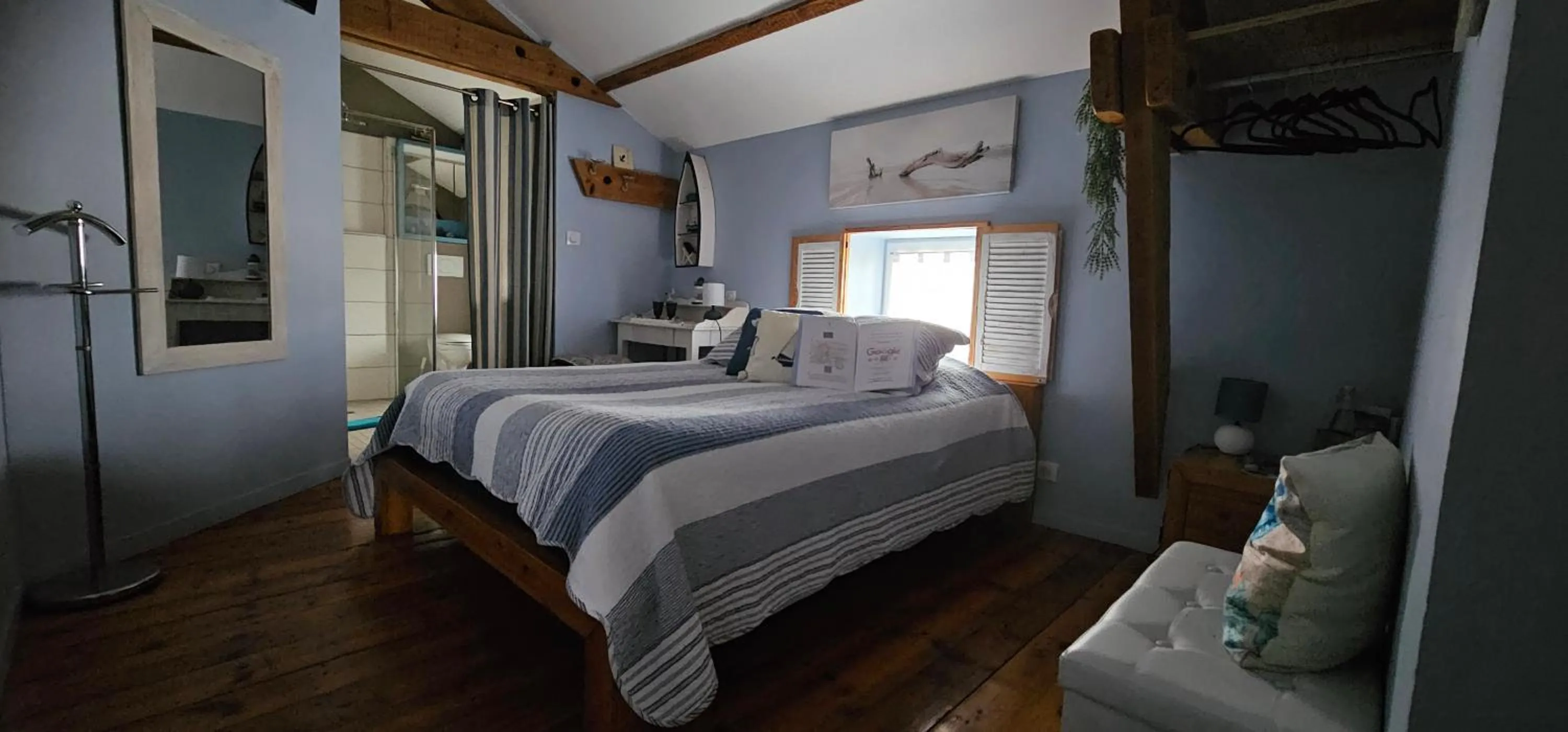 Bed in La Maison de Vénus