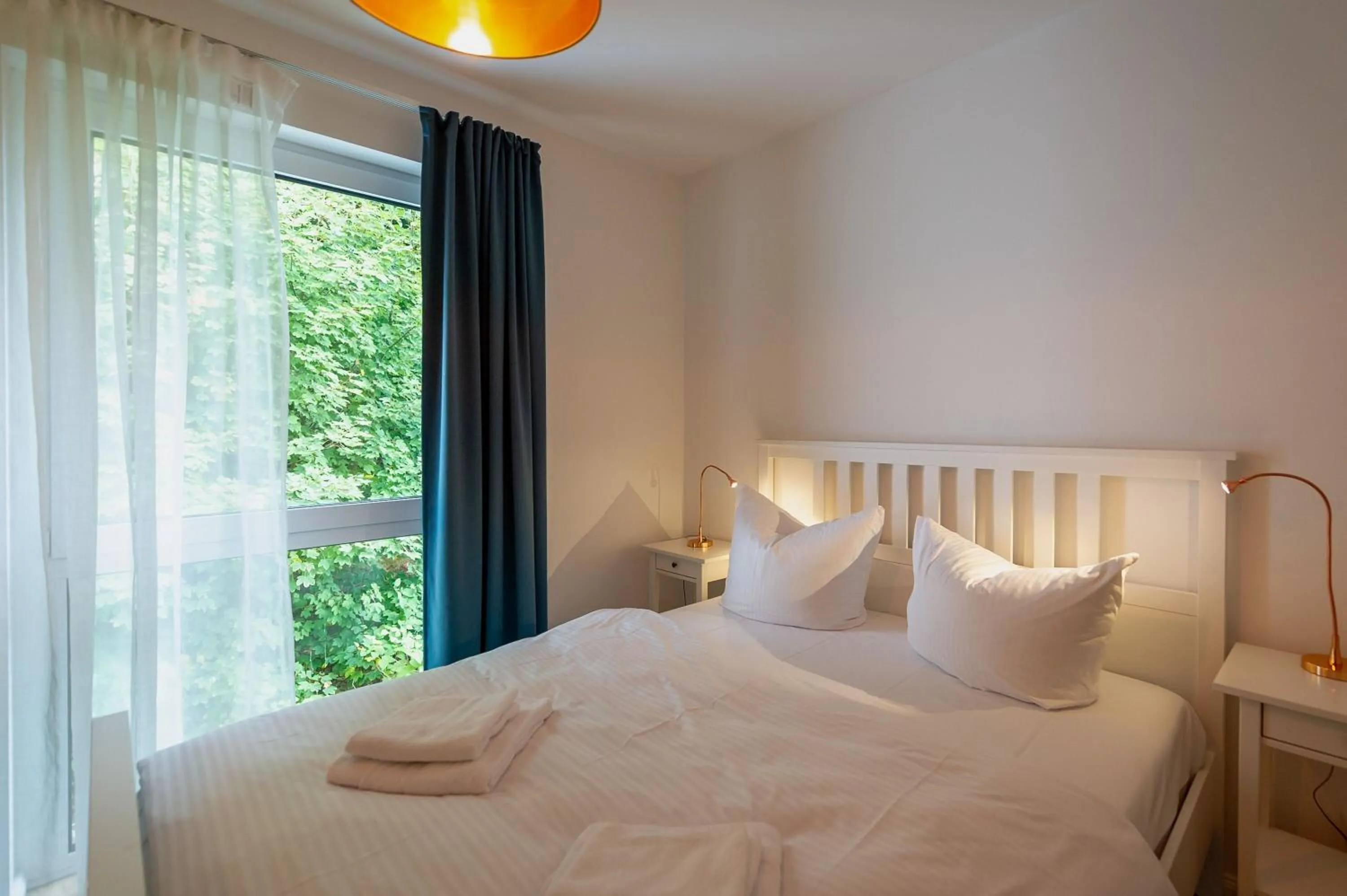 Bed in Haus Jasmund in Sellin - WG02 mit Kamin, Sauna, Whirlwanne, Terrasse