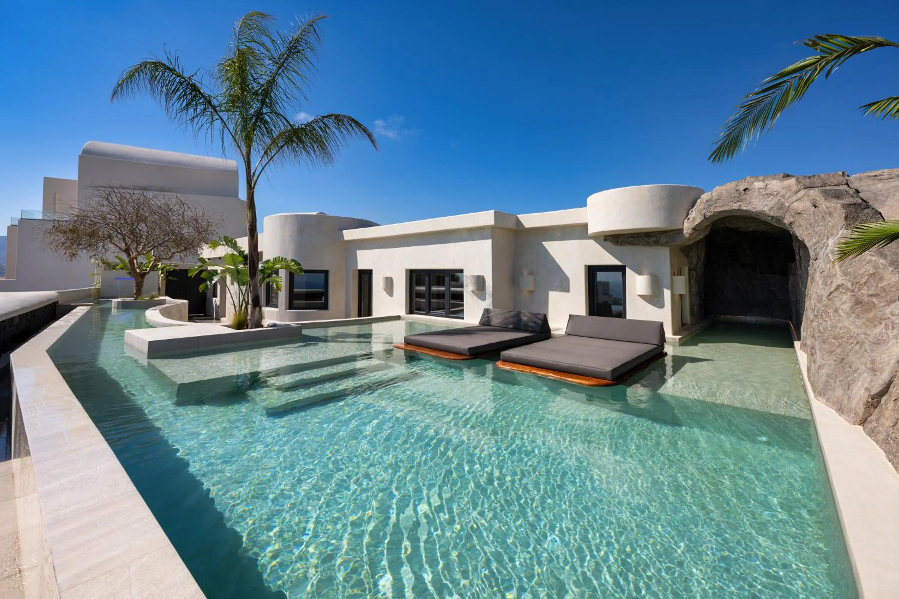 Balcony/Terrace in Senses Luxury Houses