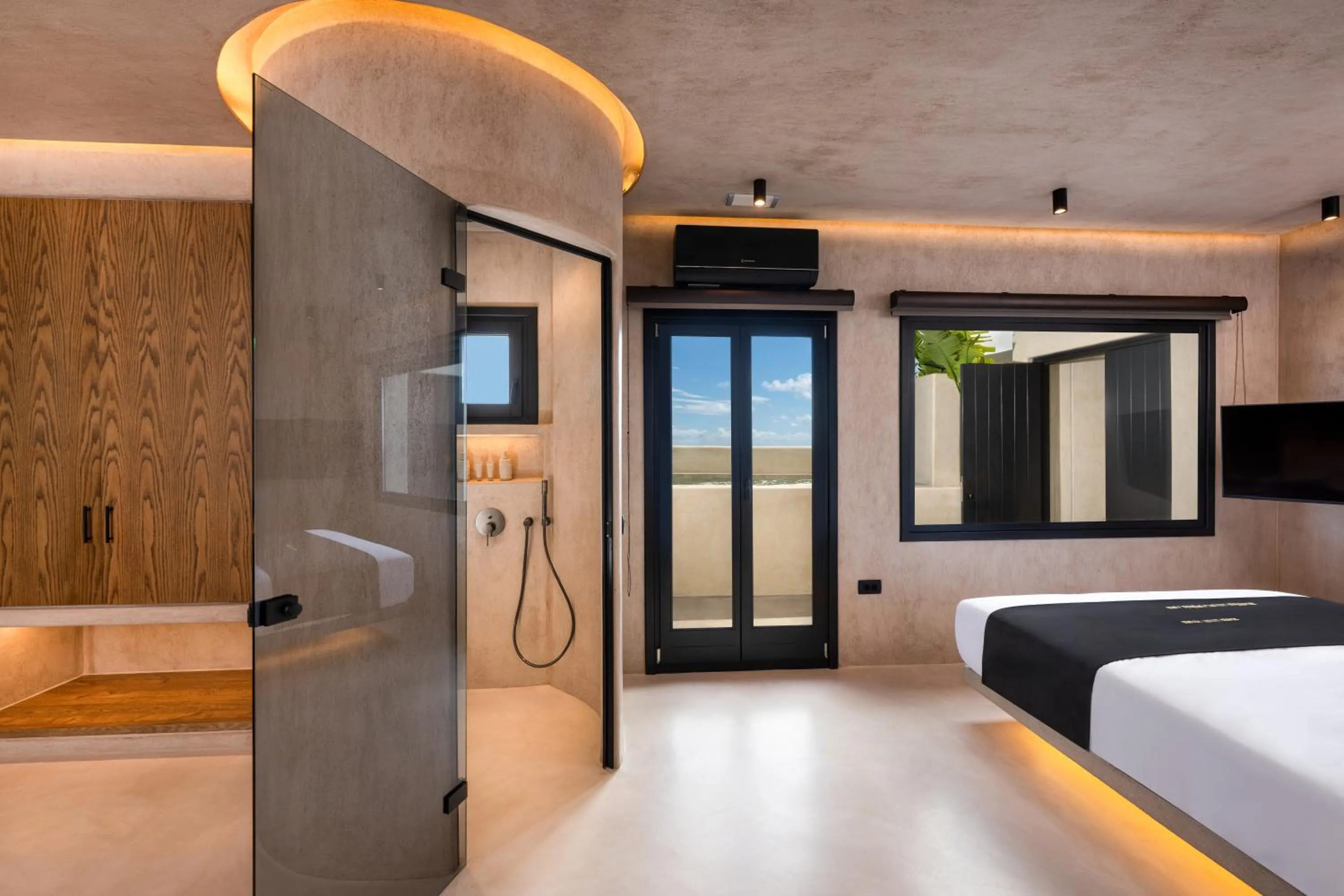 Bathroom, Bed in Senses Luxury Houses