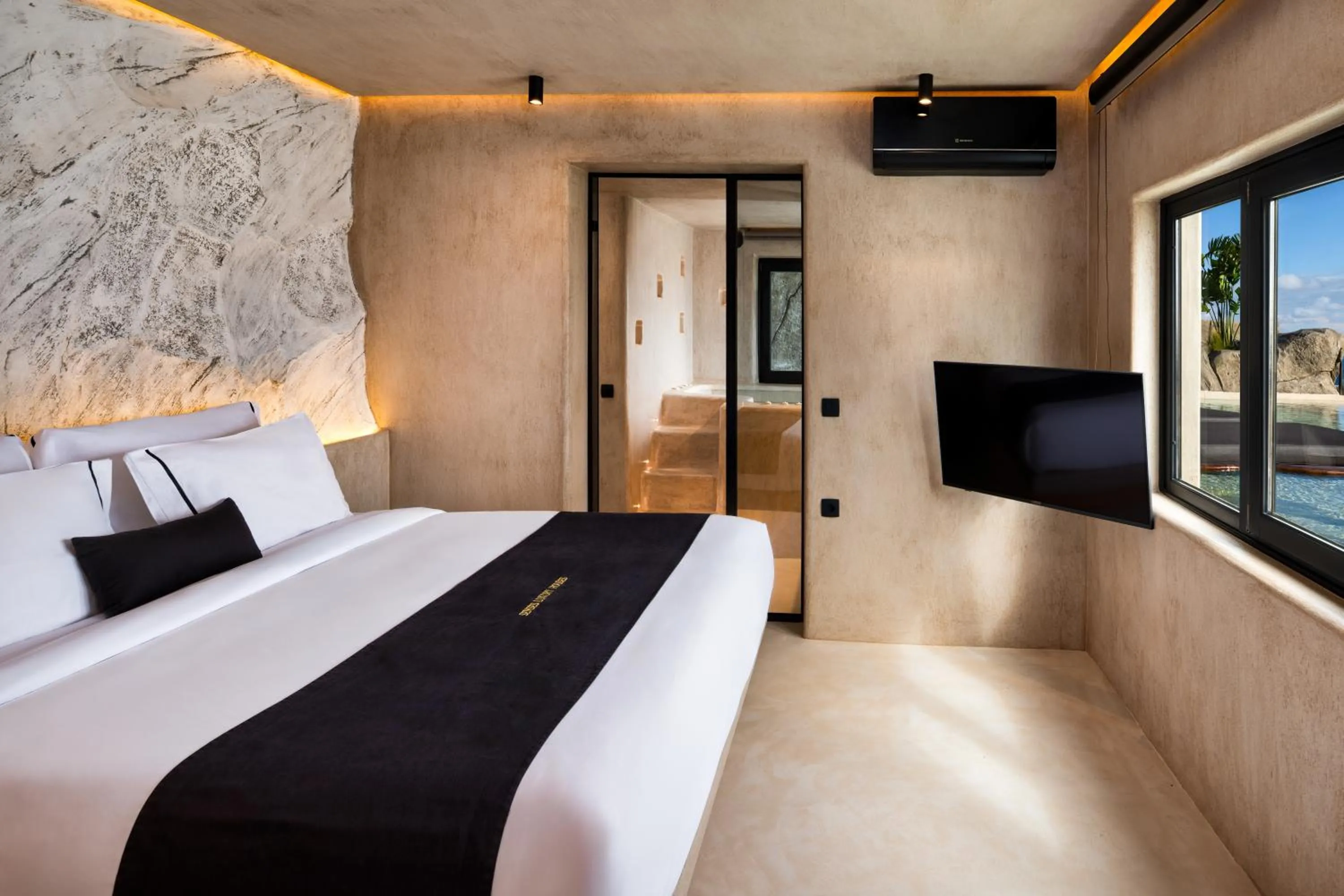 Bedroom, Bed in Senses Luxury Houses