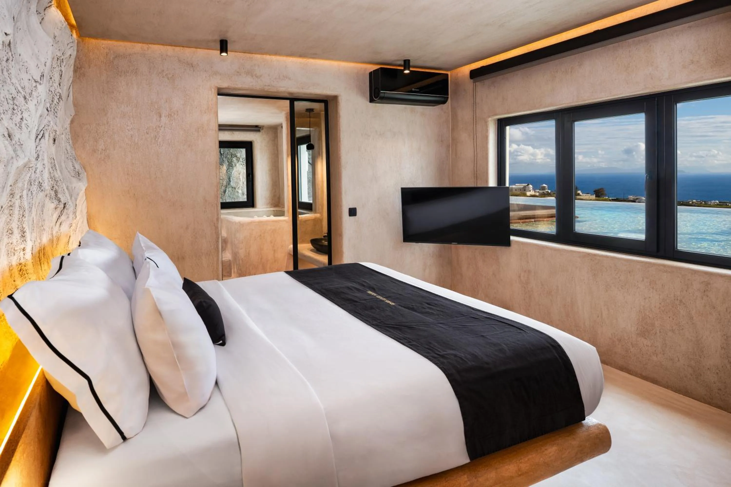 Bedroom, Bed in Senses Luxury Houses