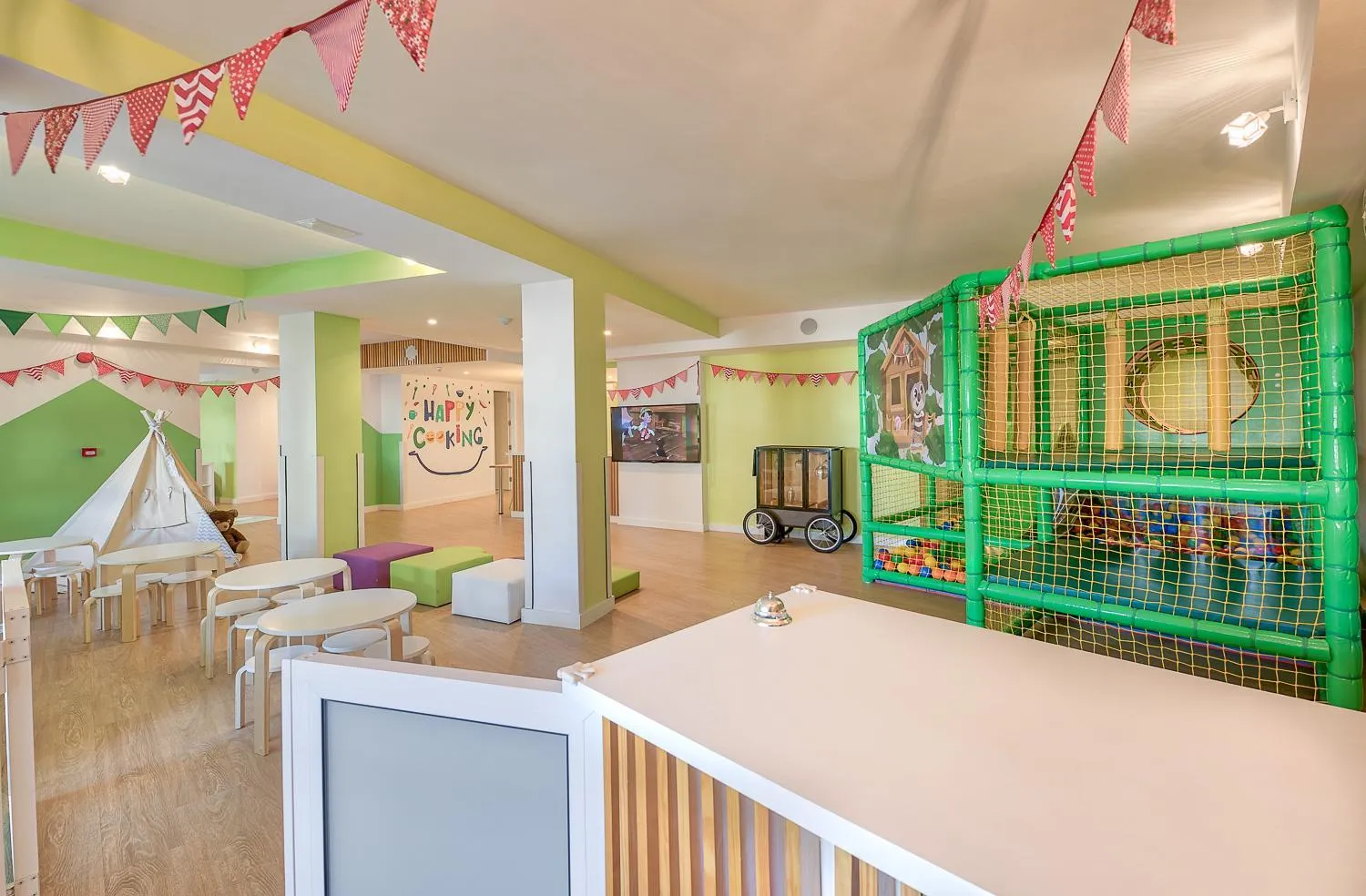 Kids's club in Hotel LIVVO Koala Garden