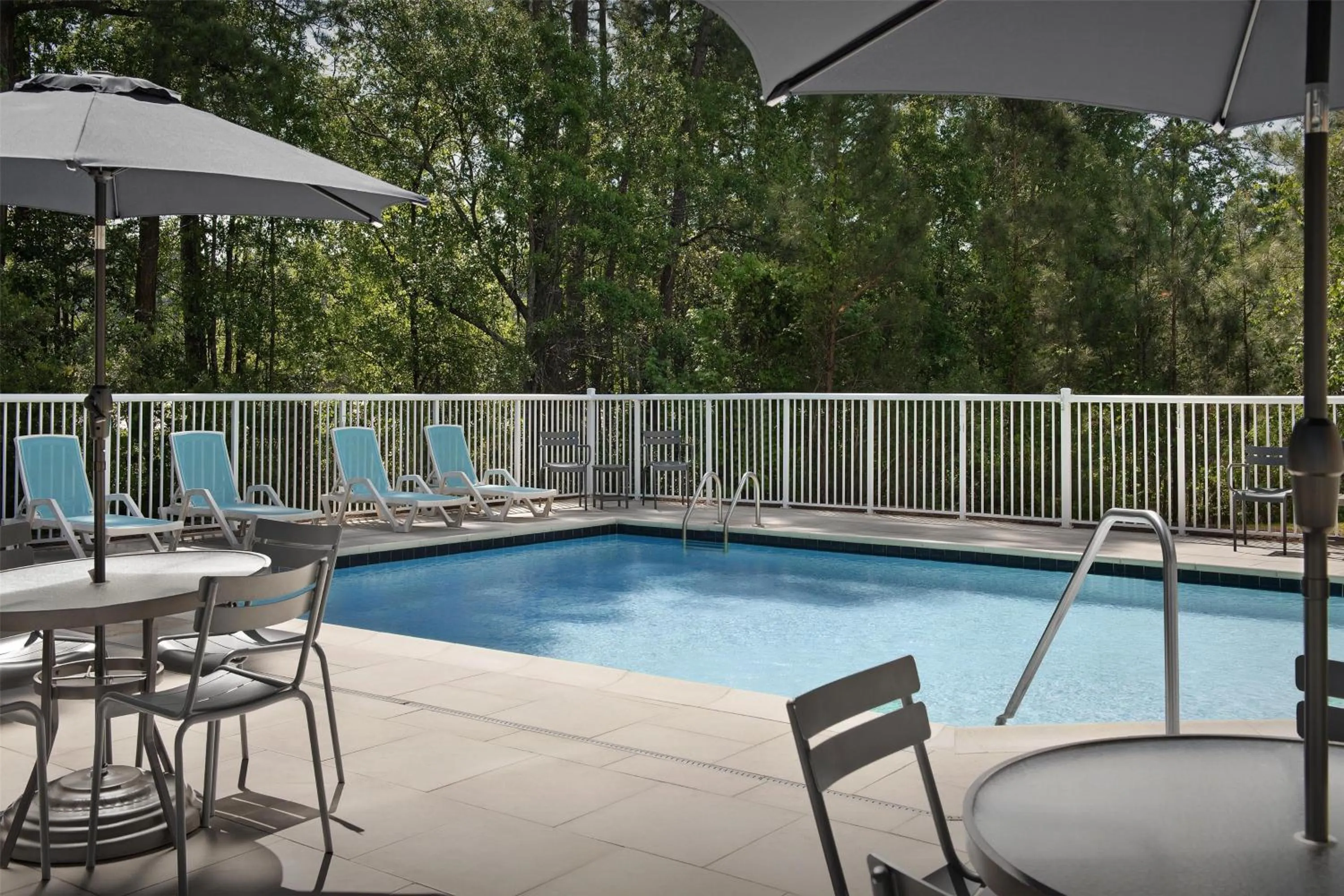 Pool view in Hampton Inn & Suites Walterboro