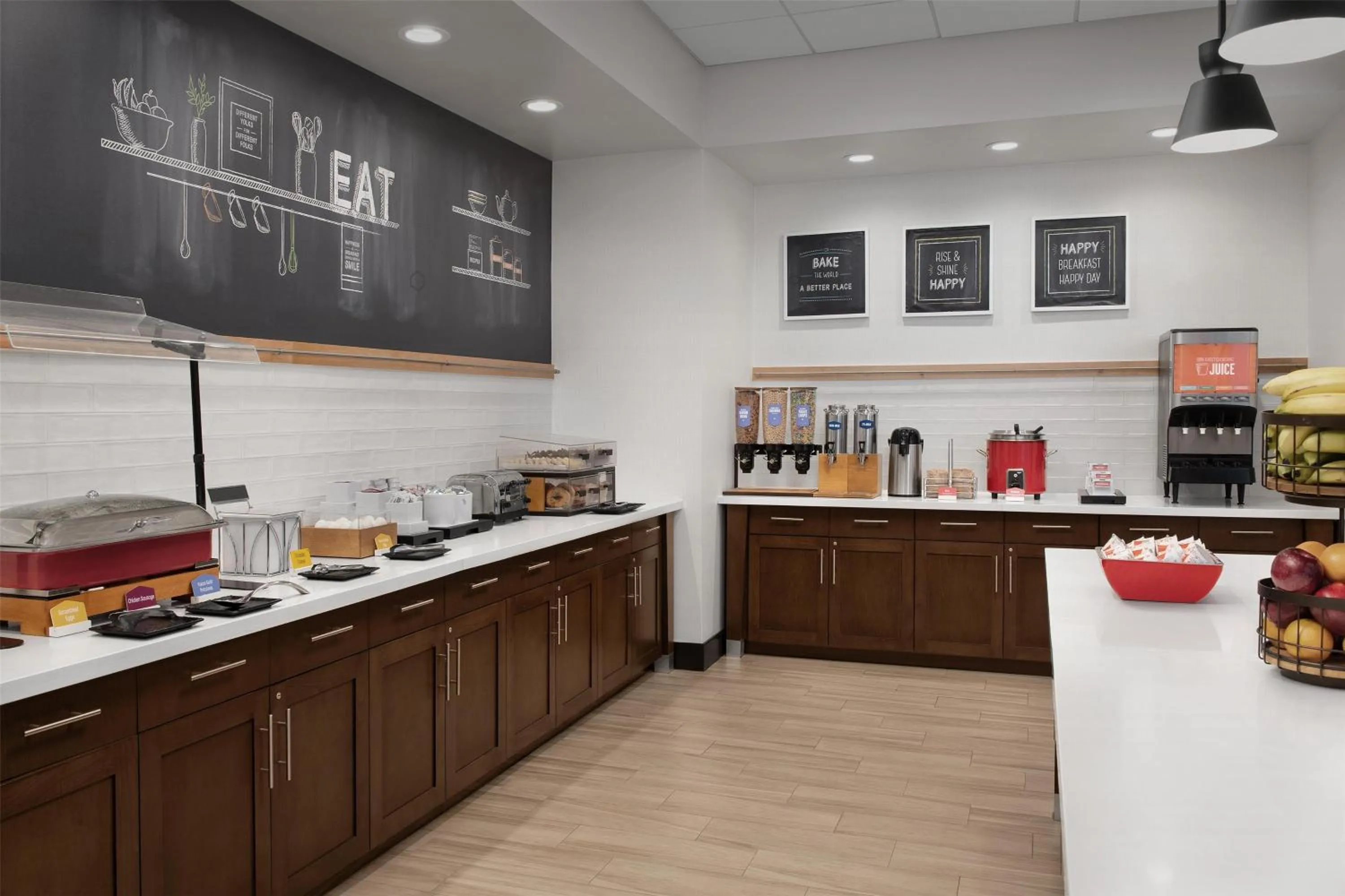 Breakfast in Hampton Inn & Suites Walterboro