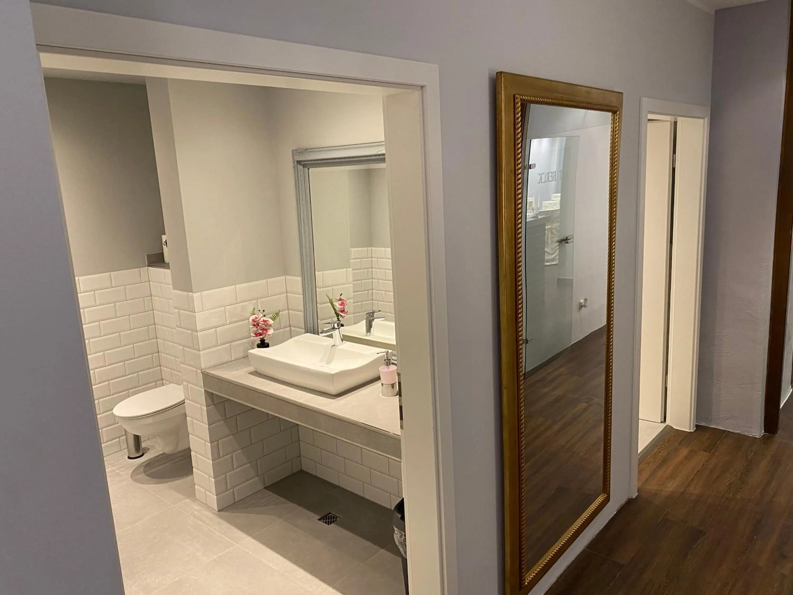 acessibility in Burg Wegberg Hotel & Eventlocation