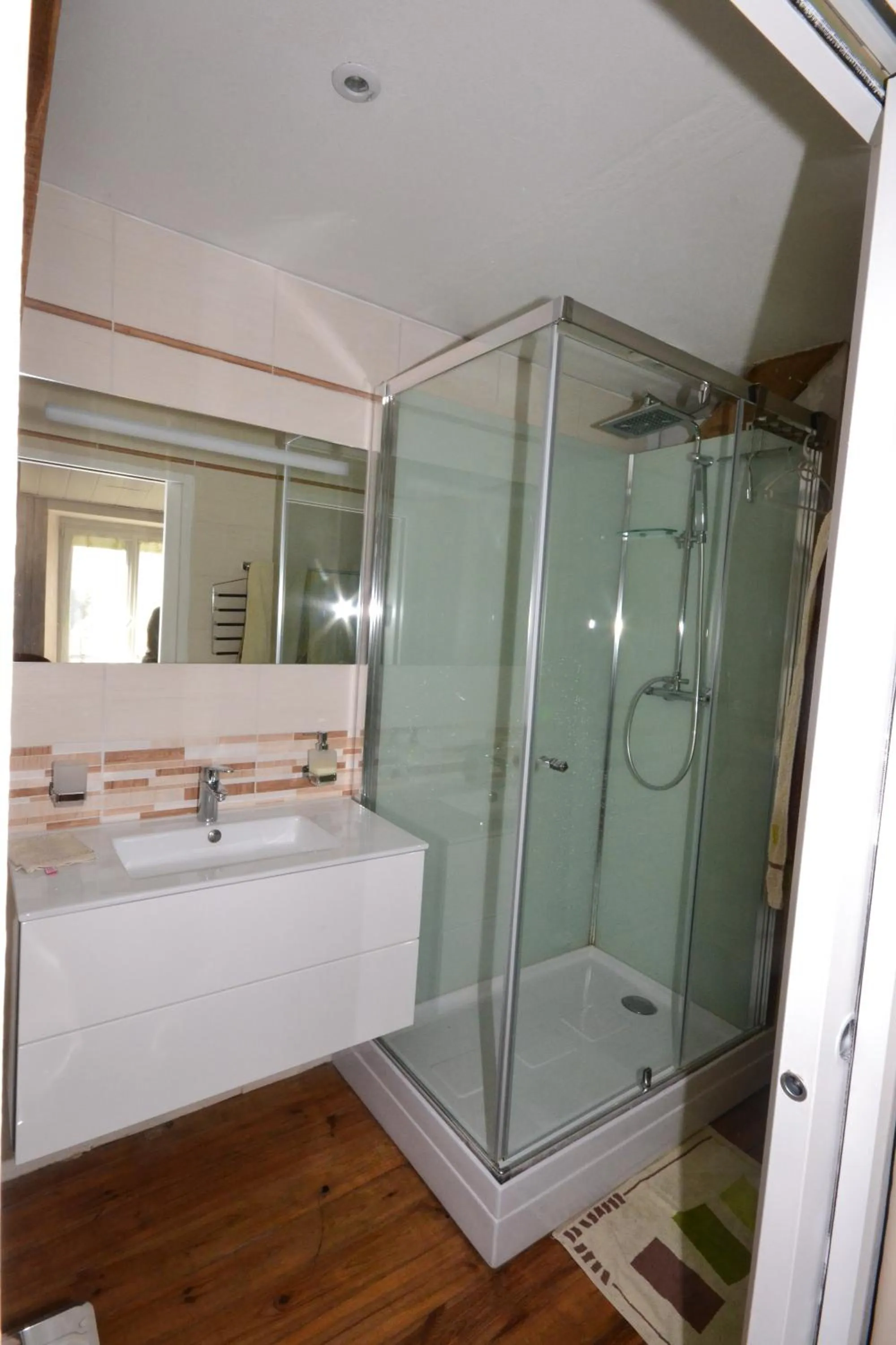 Shower in Ty Beg ar Grapenn