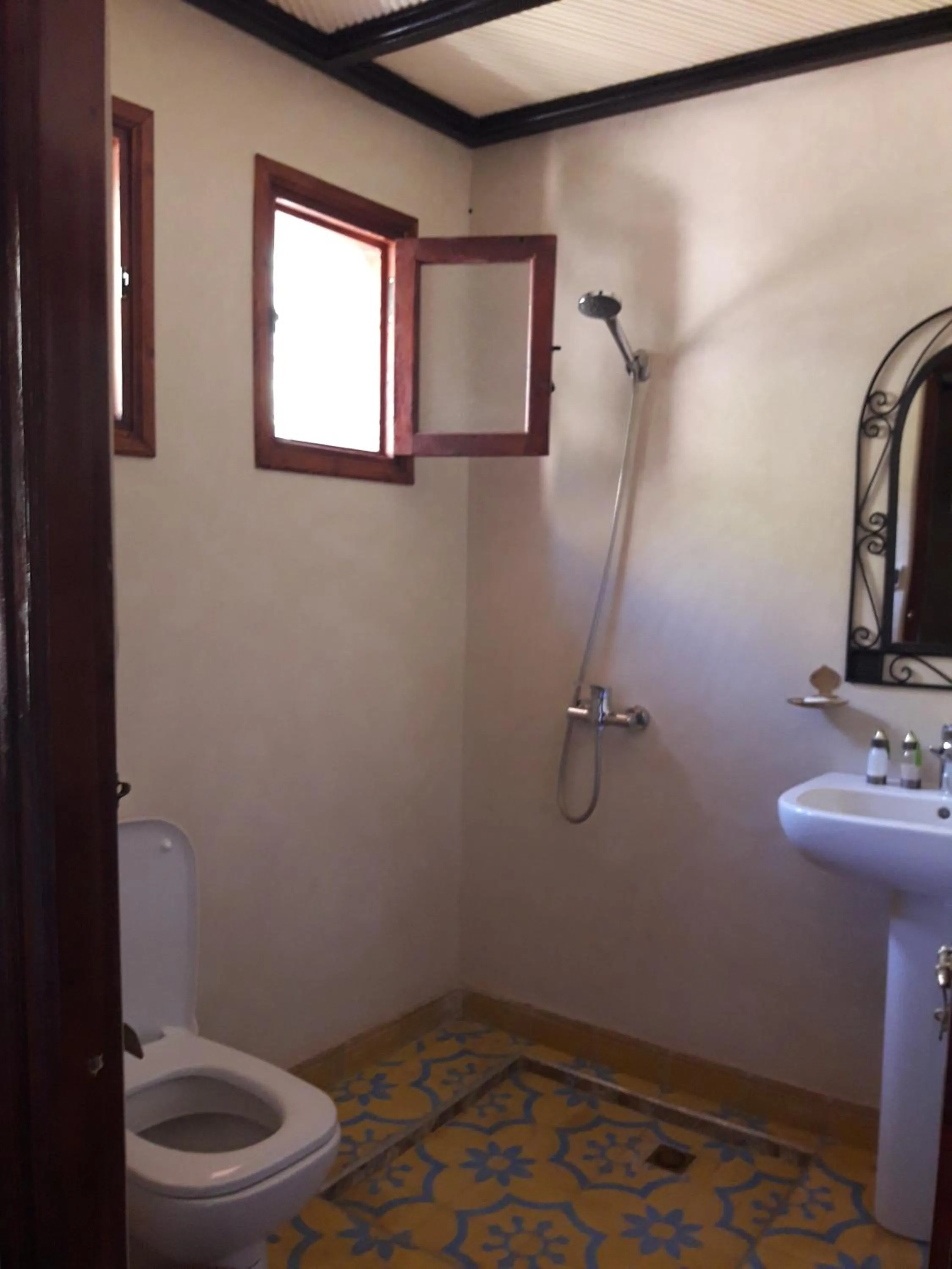 Bathroom in Toubkal Ecolodge