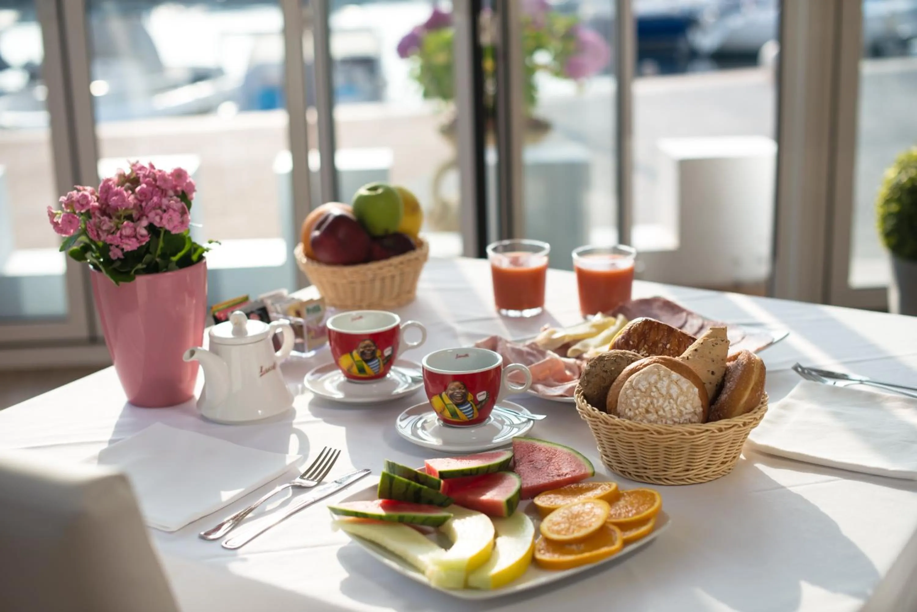 Buffet breakfast in Hotel Villa Garuti