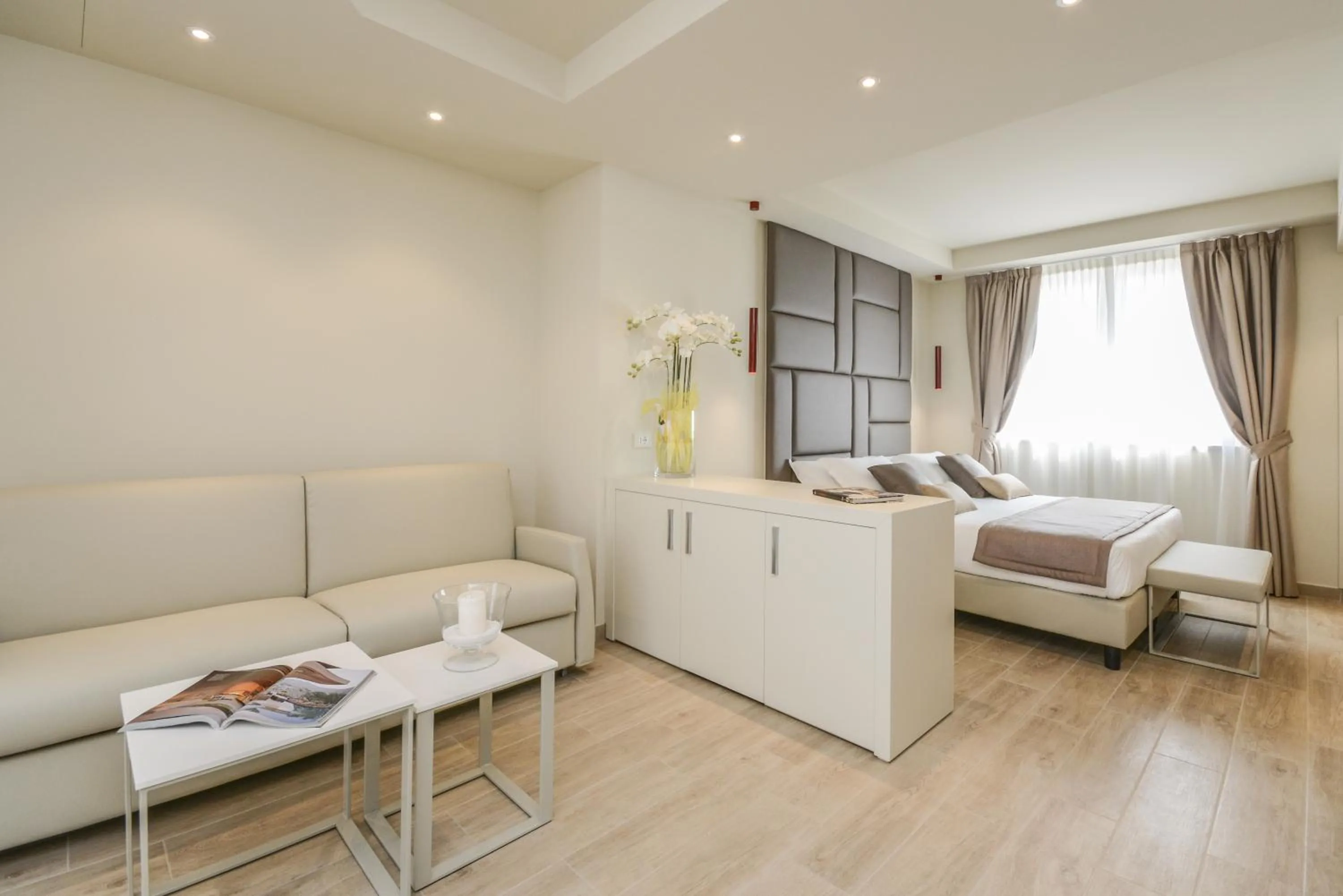 Bedroom, Bed in Hotel Villa Garuti