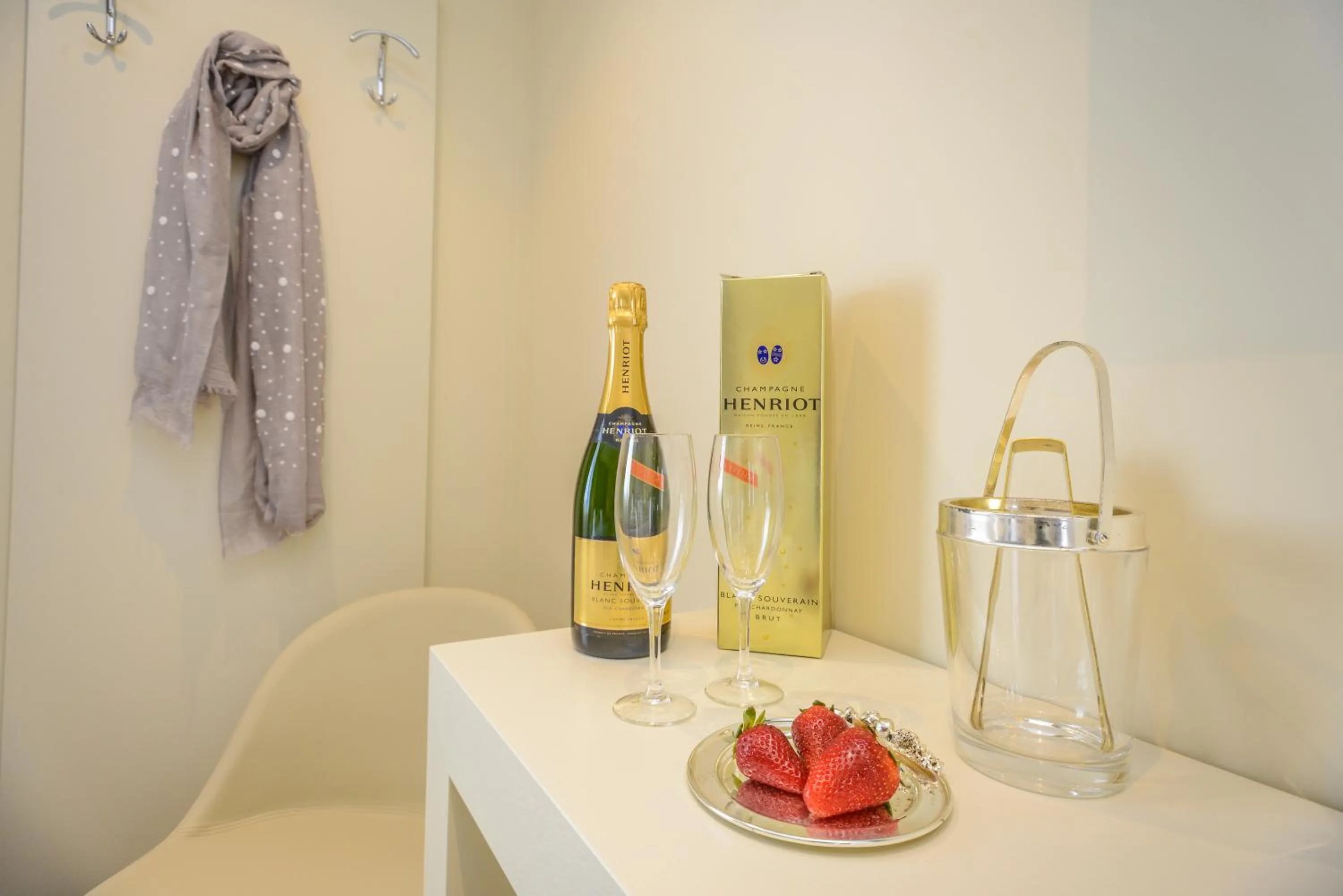 Decorative detail in Hotel Villa Garuti