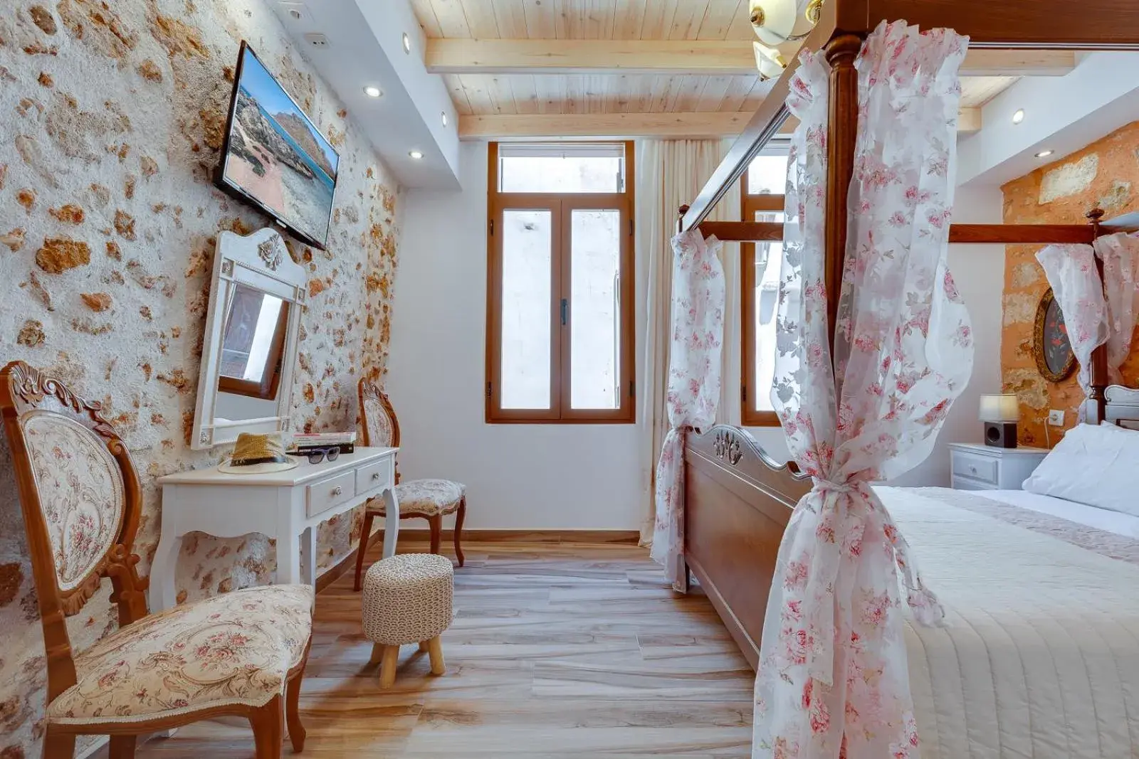 Double Room in Hamam Suites Portou Double Room in Hamam Suites Portou