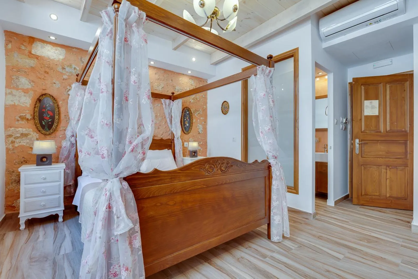 Bed in Hamam Suites Portou