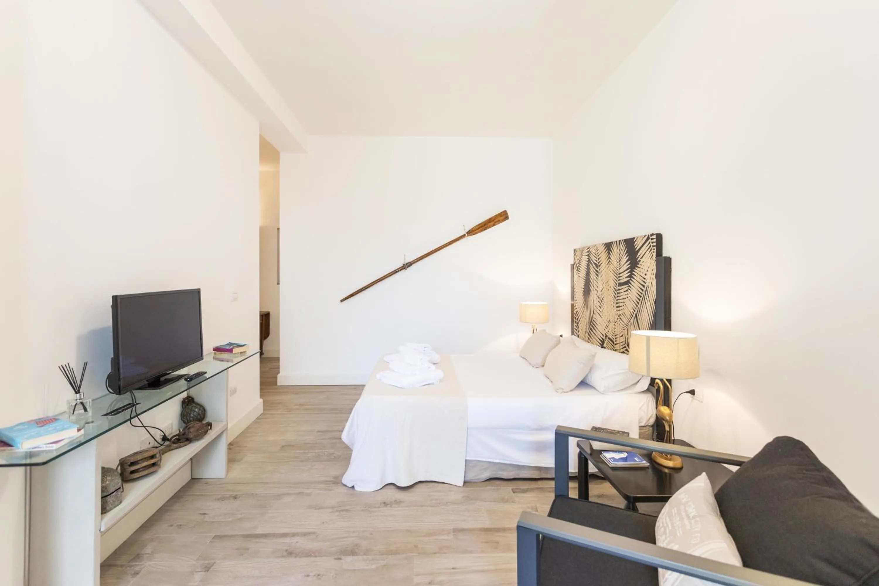 Bedroom, Bed in Gallipoli West Coast