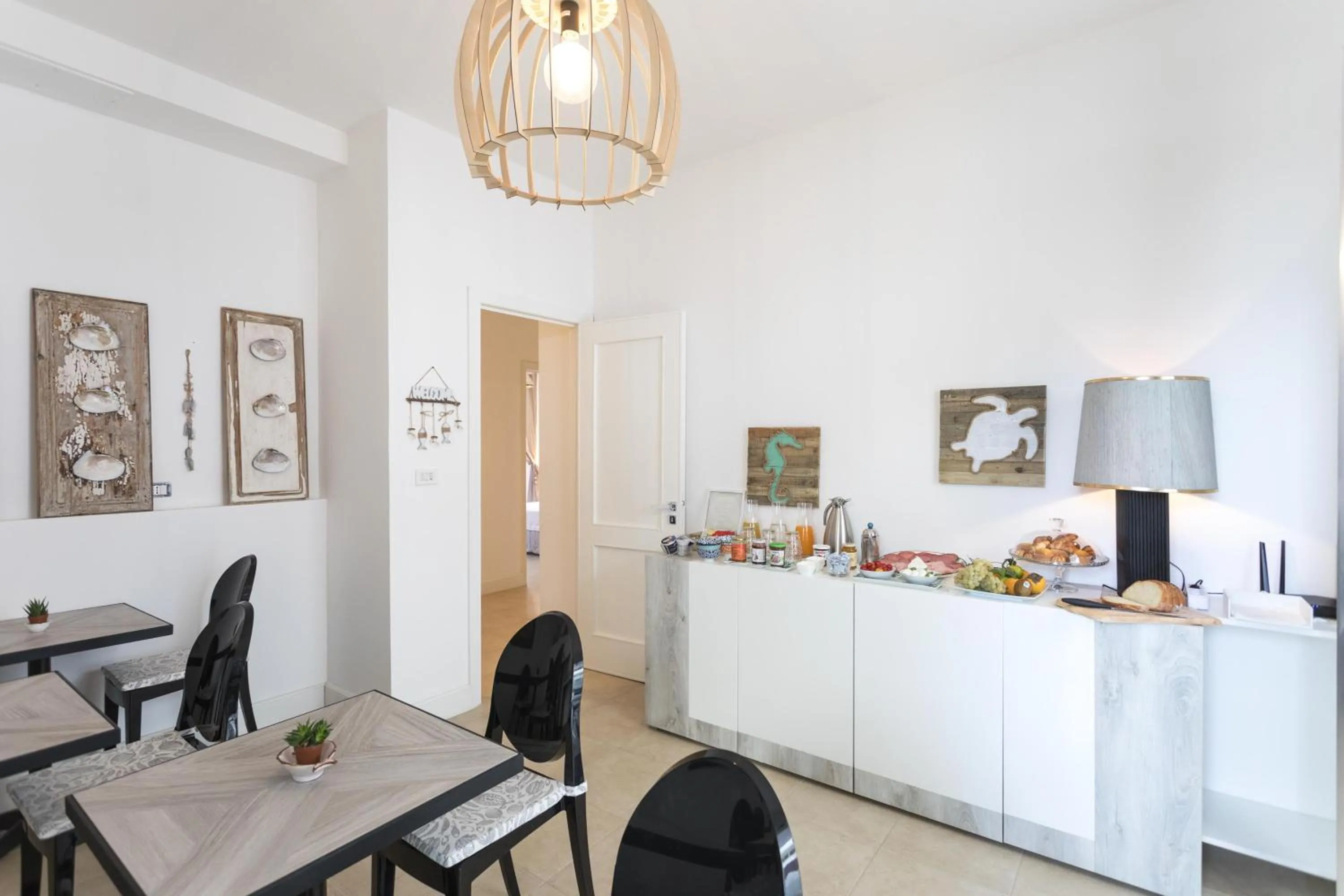 Breakfast in Gallipoli West Coast