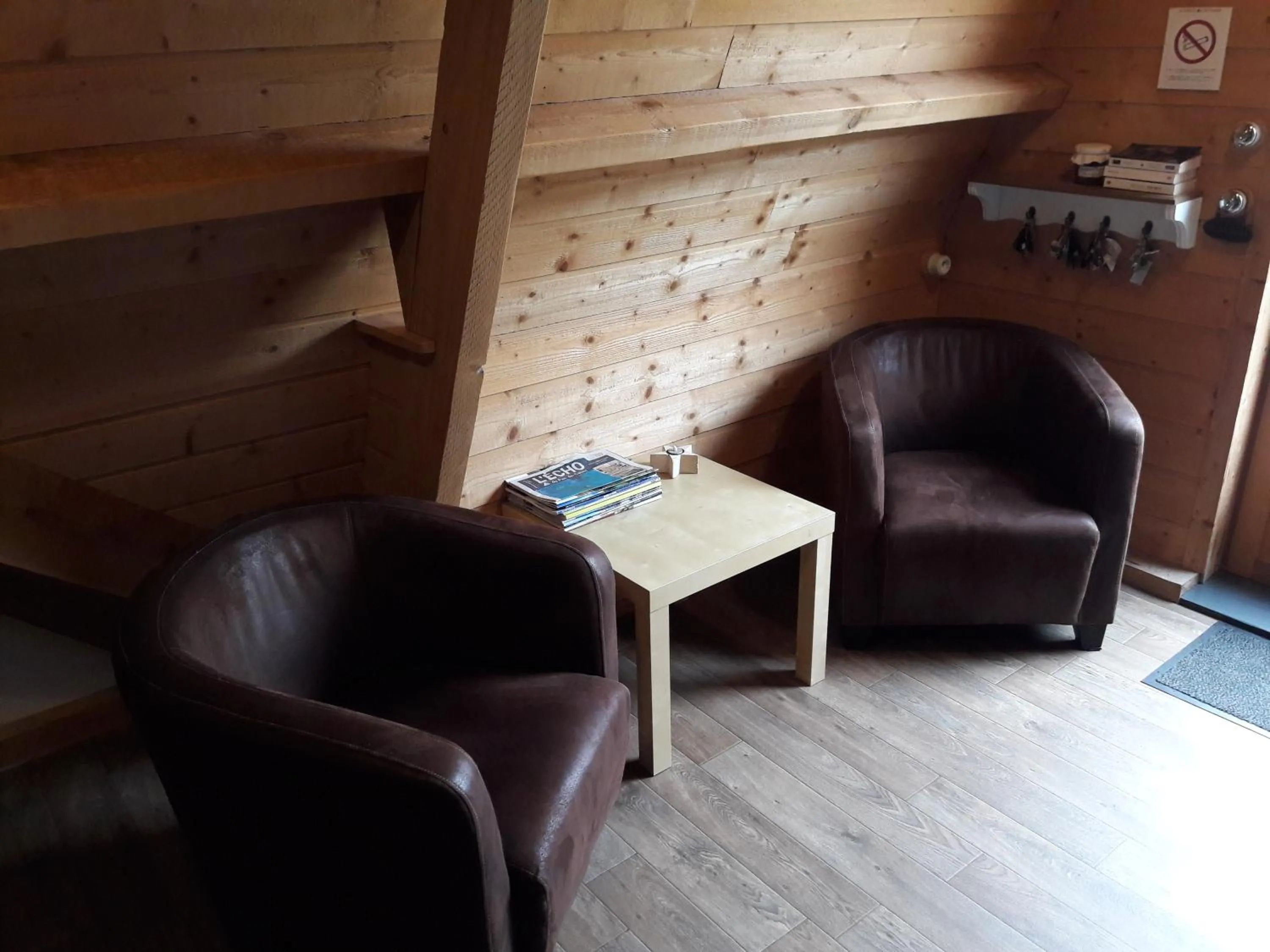 Seating area in La Rogeraie Cap gris nez