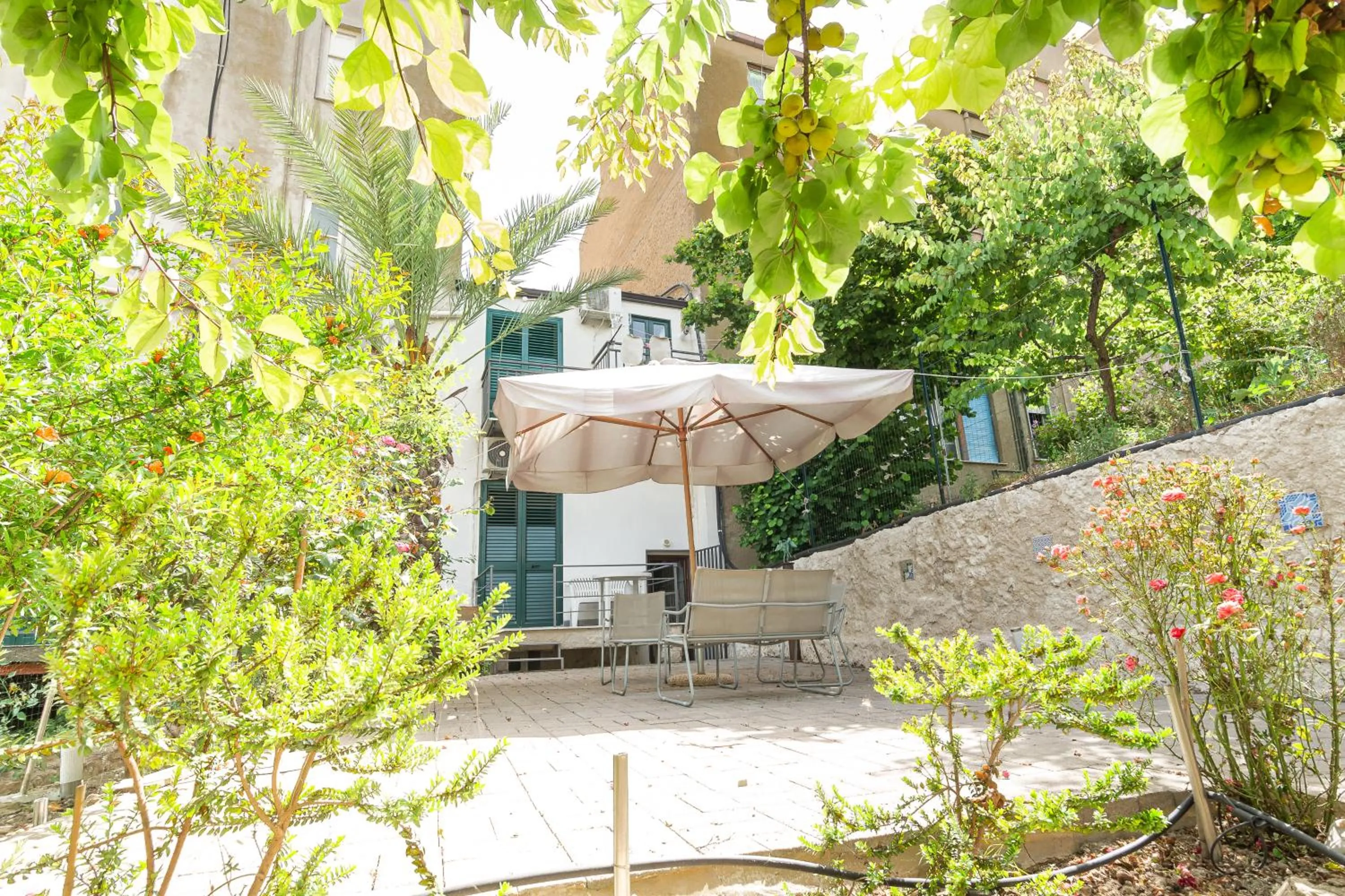 Patio in Al Qatta Bed & Breakfast