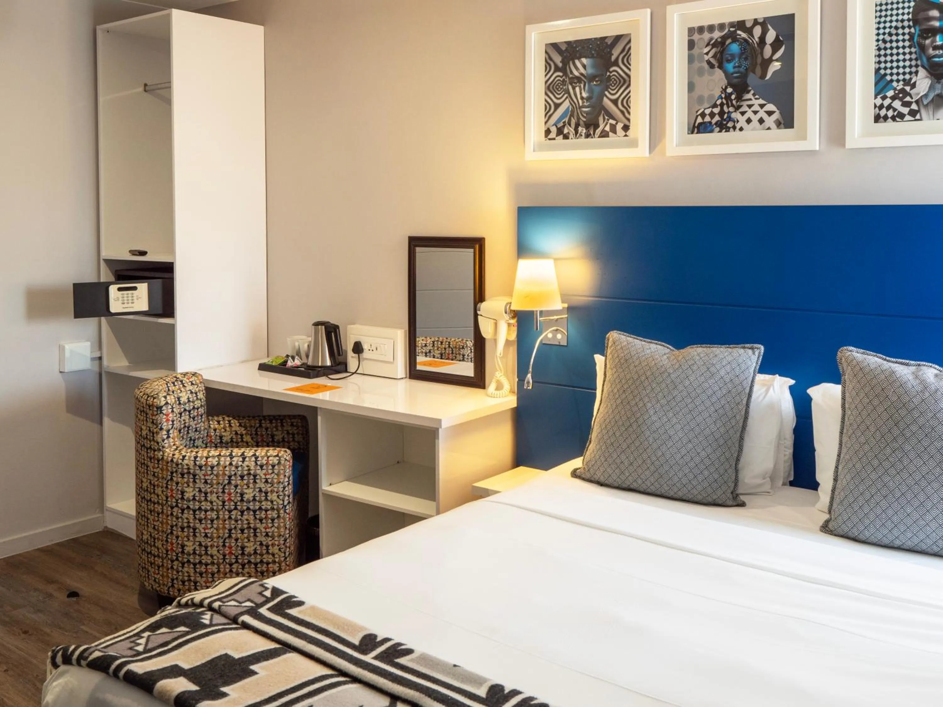 Bed in ONOMO Hotel Johannesburg Sandton