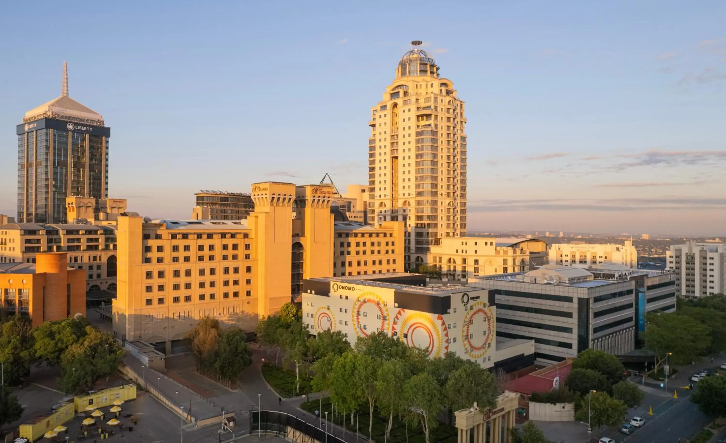 Property building in ONOMO Hotel Johannesburg Sandton Property building in ONOMO Hotel Johannesburg Sandton