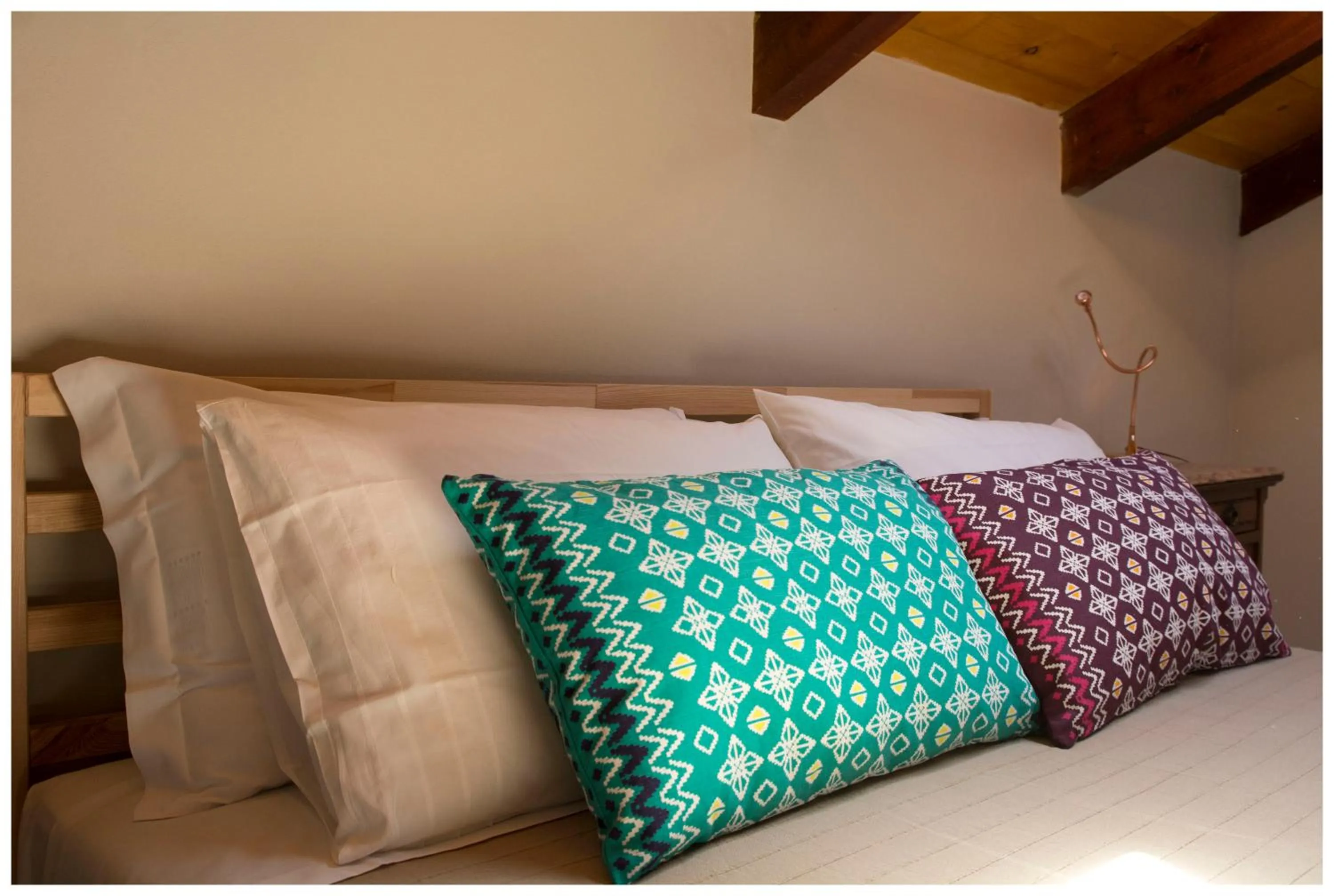 Decorative detail, Bed in B&B Casa Danoi