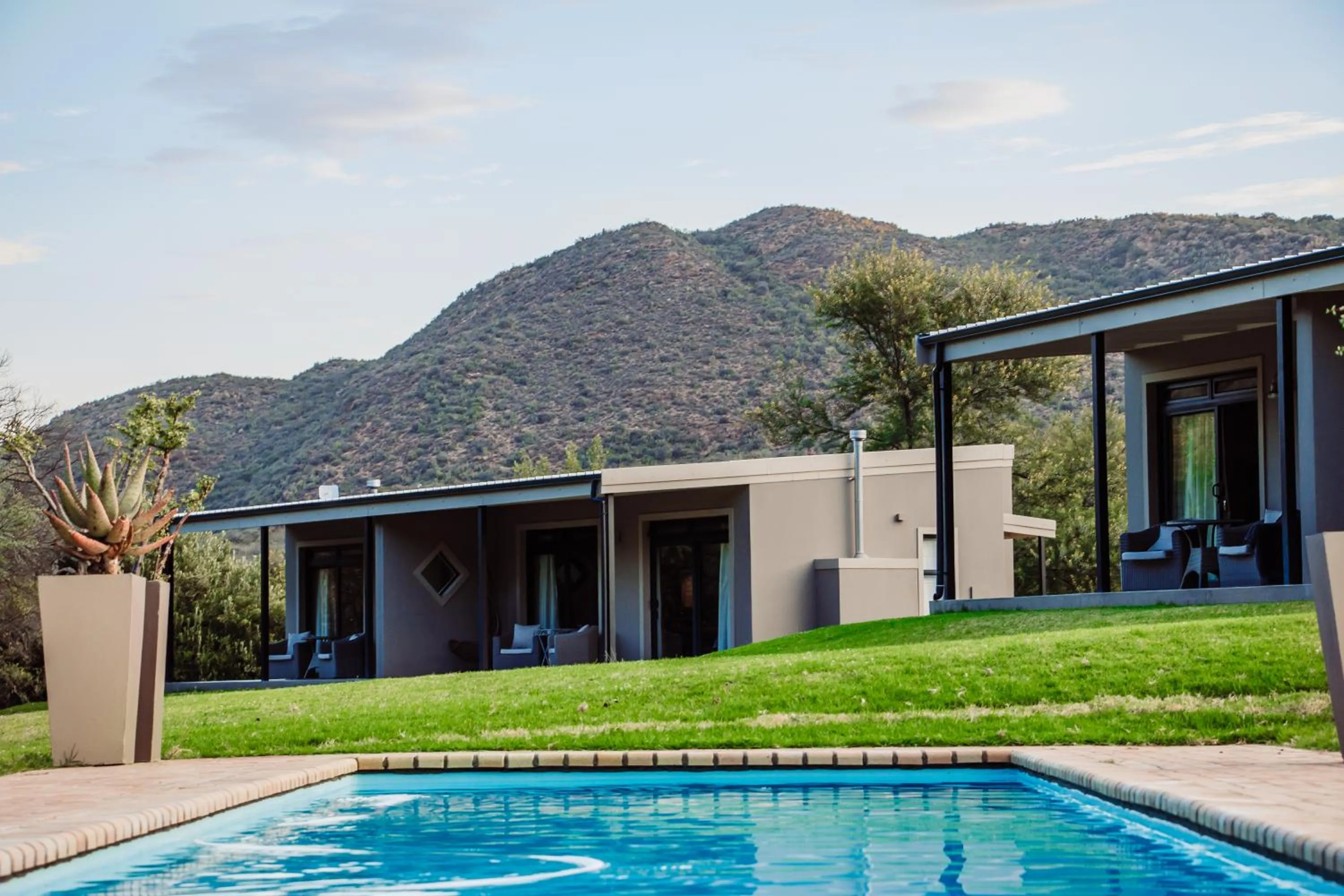 Swimming pool in Wildehondekloof Game Lodge