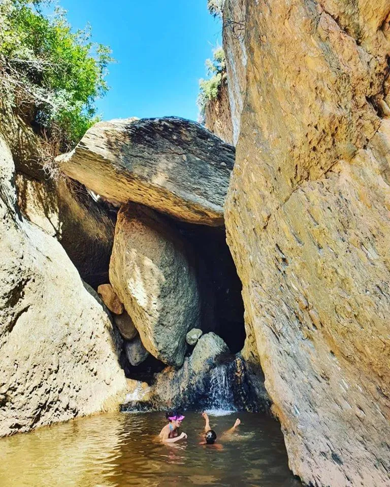 Hiking in Wildehondekloof Game Lodge