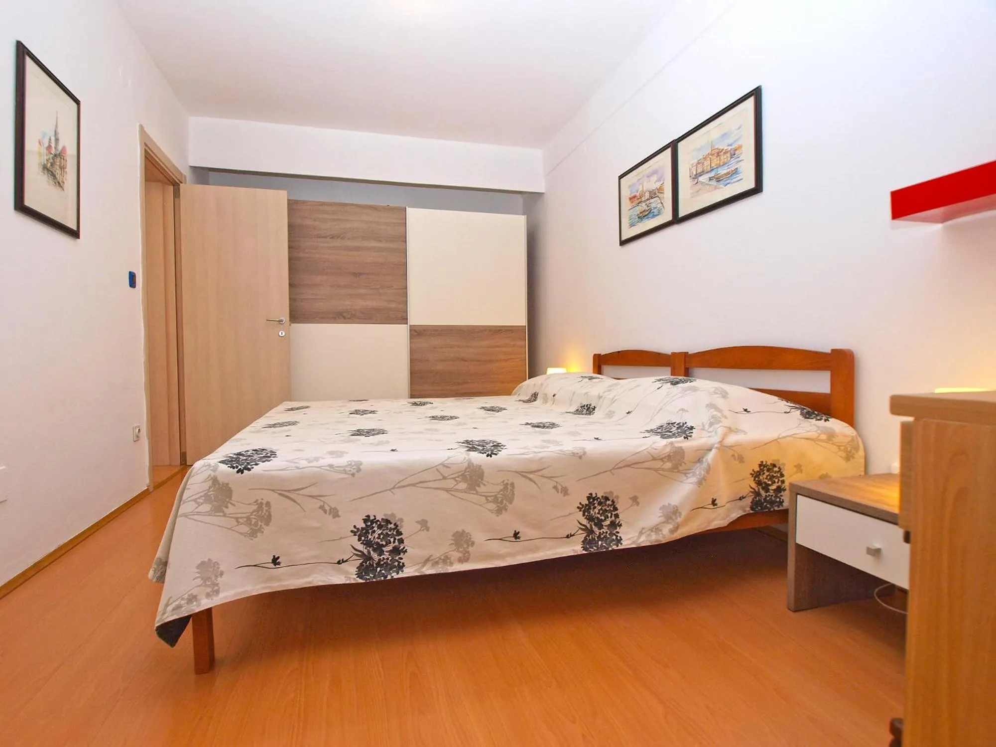 Bed in Apartments Eugen 1346