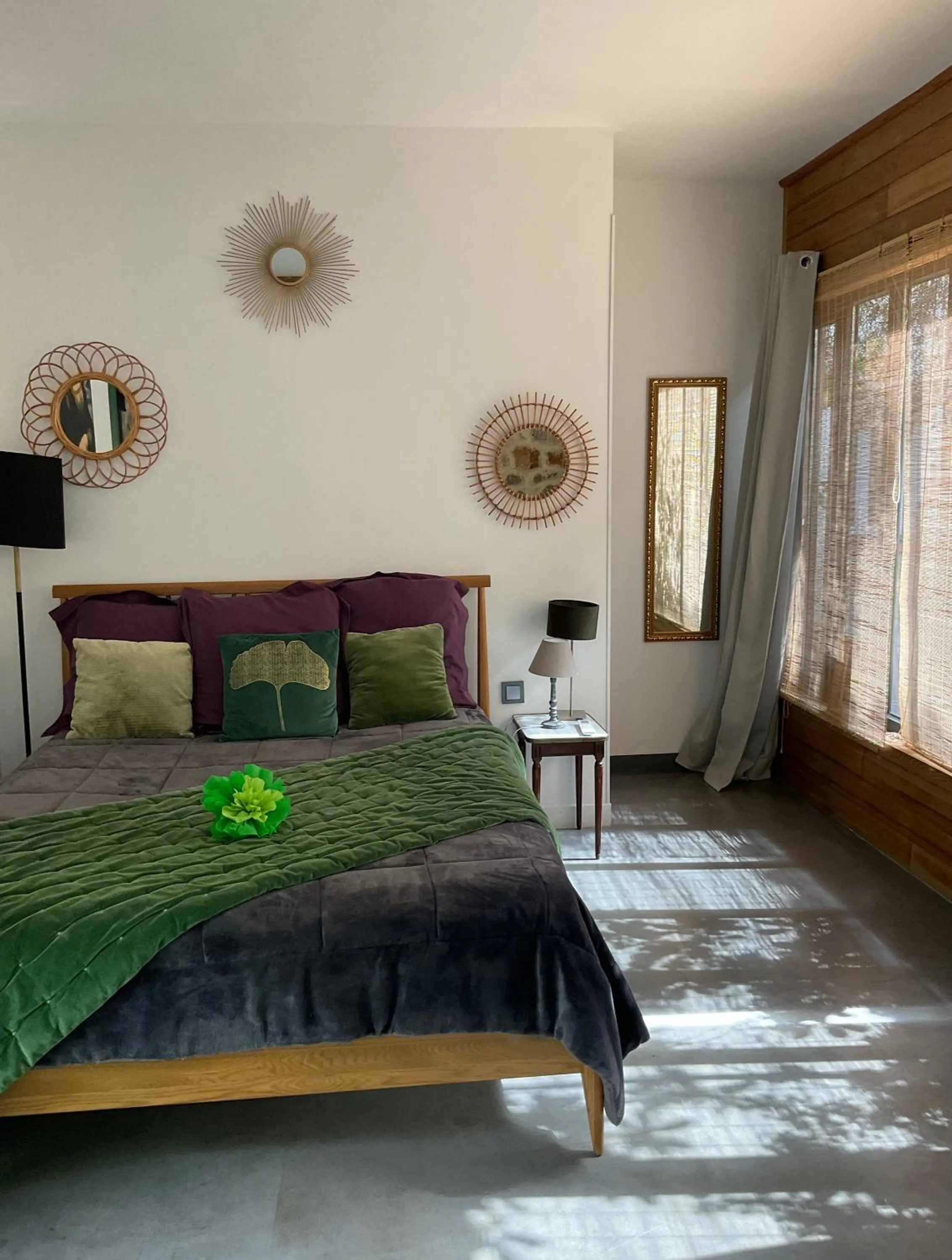 Decorative detail, Bed in Le Jardin de LaCoste