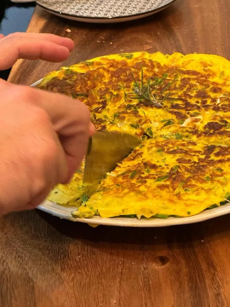 Breakfast in Le Jardin de LaCoste