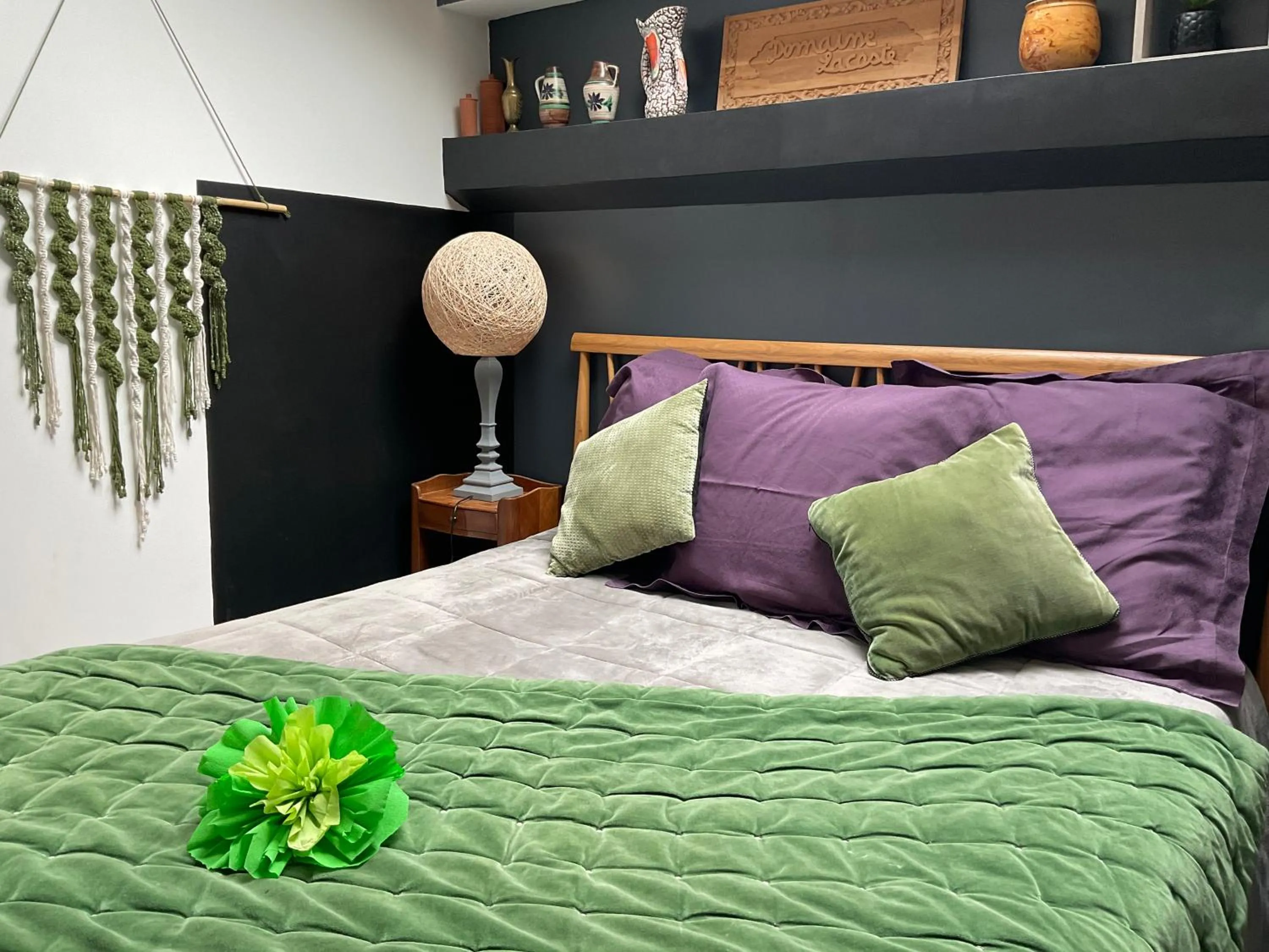 Bed in Le Jardin de LaCoste