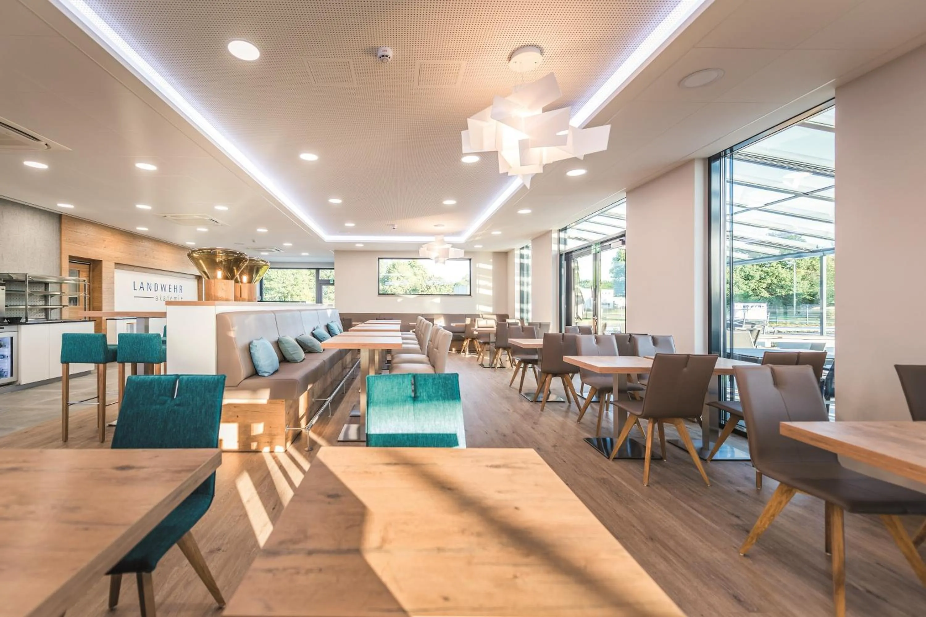 Restaurant/places to eat in Gästehaus der zvoove Akademie