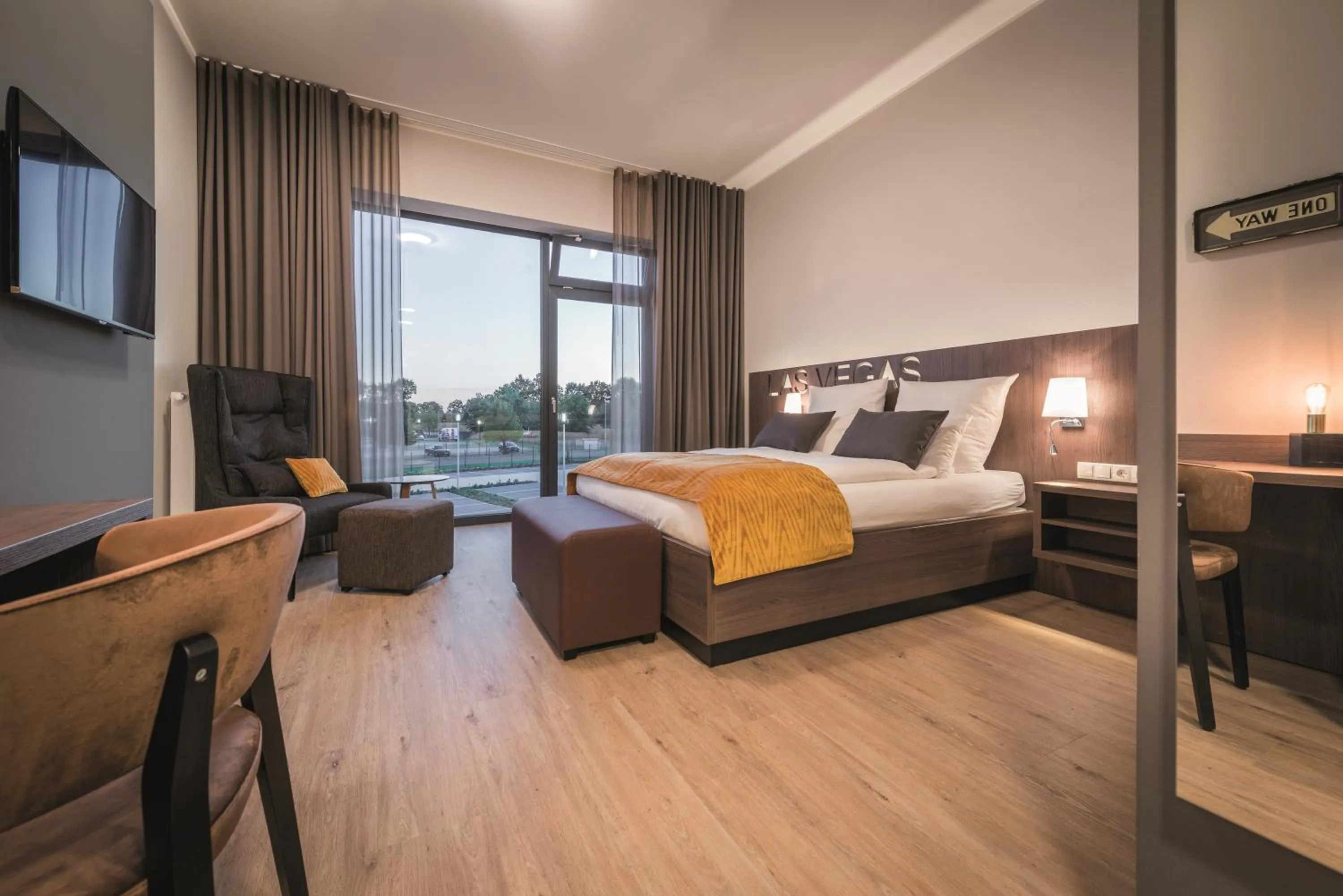 Photo of the whole room, Bed in Gästehaus der zvoove Akademie