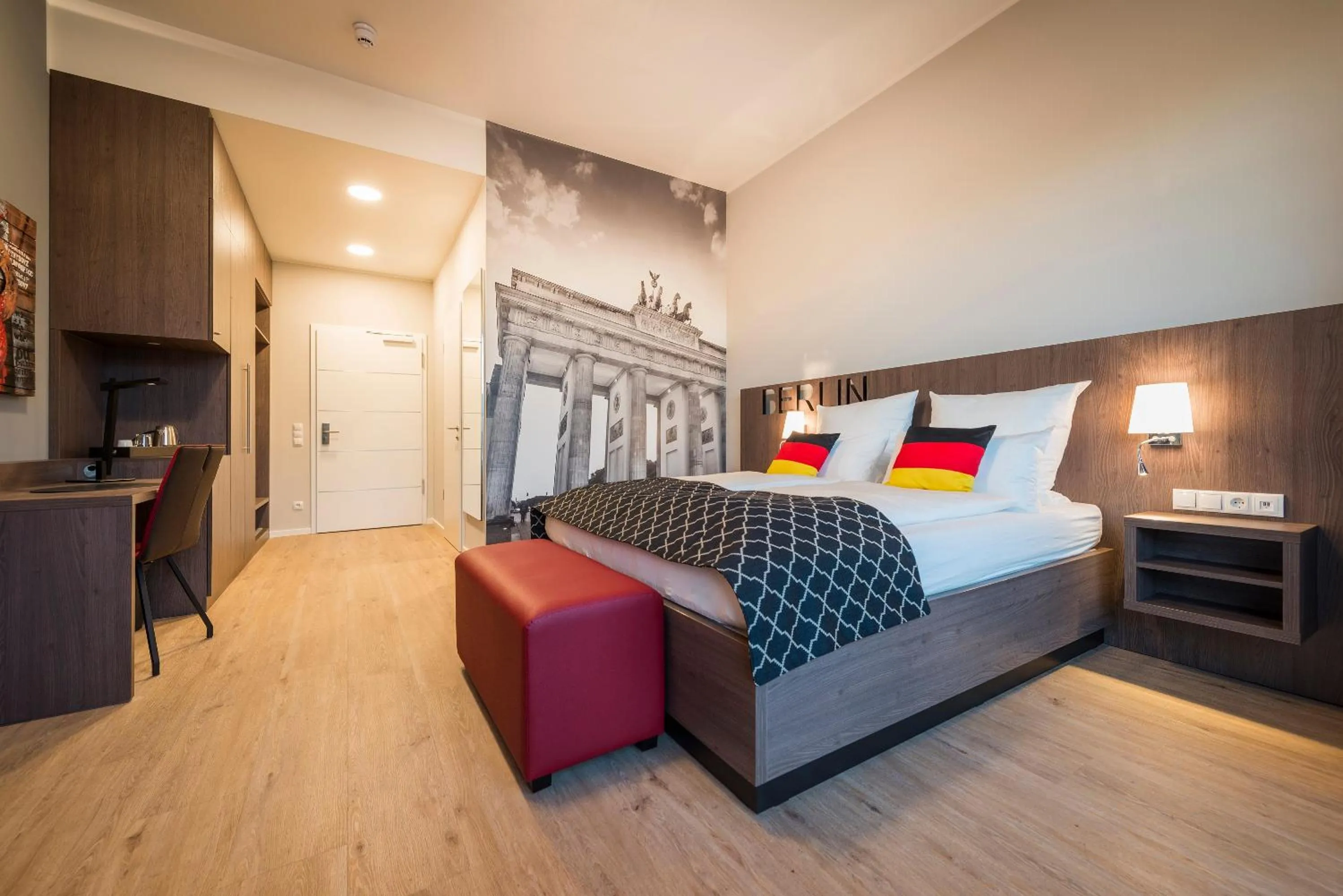 Photo of the whole room, Bed in Gästehaus der zvoove Akademie